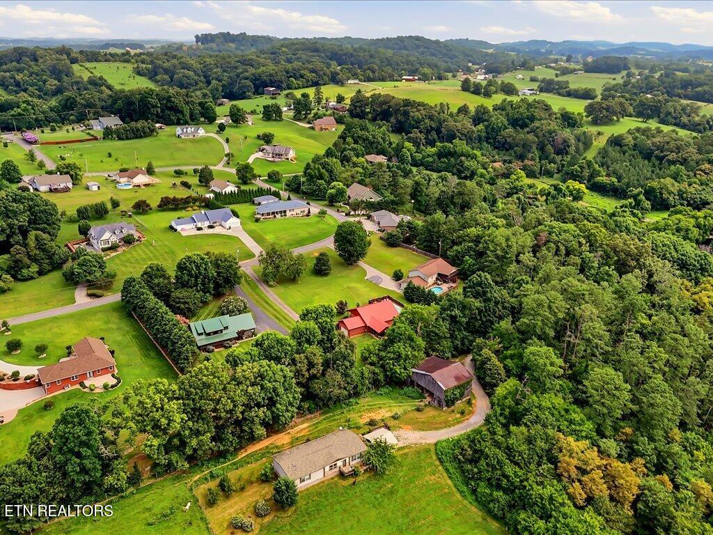 855 Chestnut Grove Circle Dandridge TN 37725