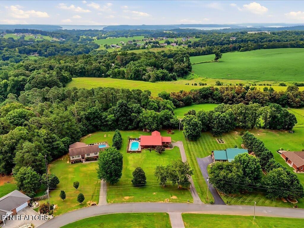 855 Chestnut Grove Circle Dandridge TN 37725