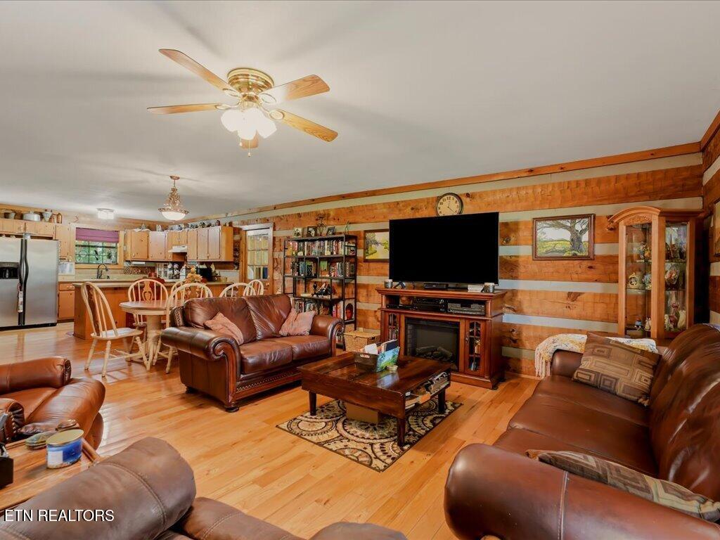 855 Chestnut Grove Circle Dandridge TN 37725