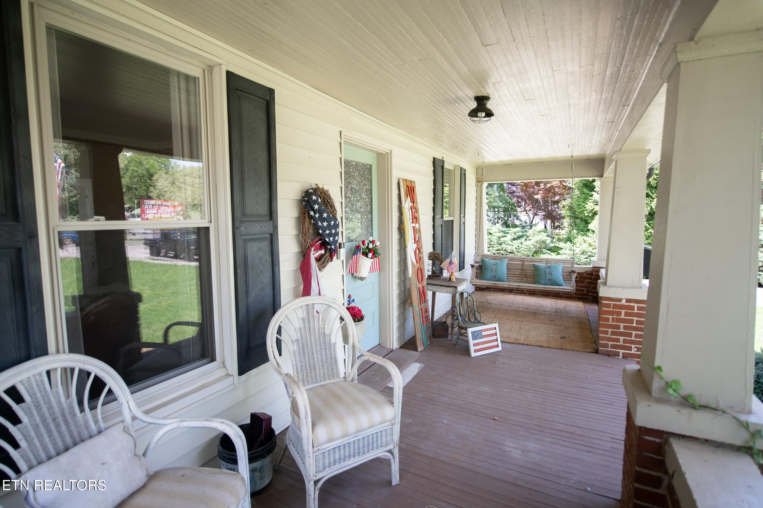 1311 N Main Street Sweetwater TN 37874