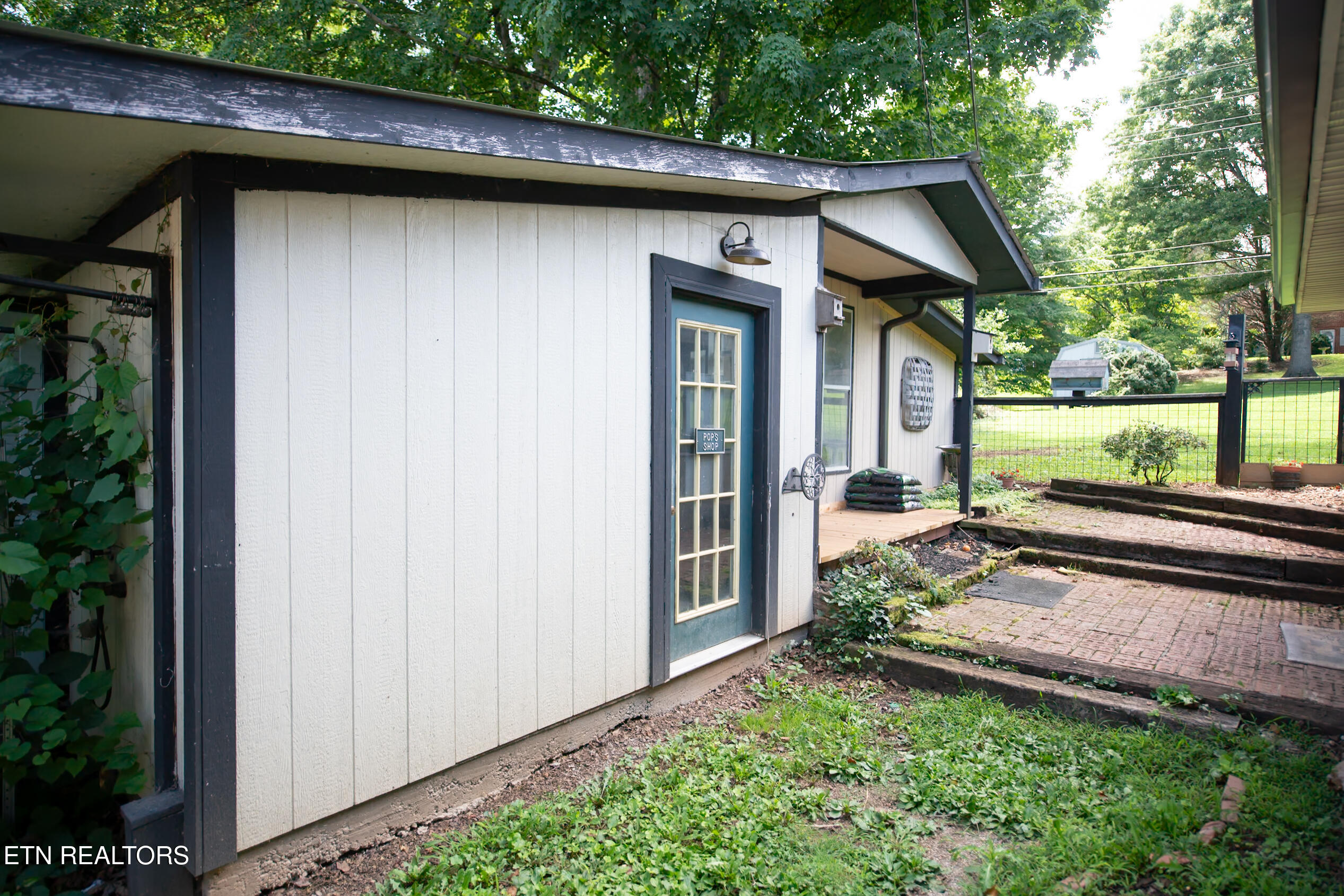 1311 N Main Street Sweetwater TN 37874