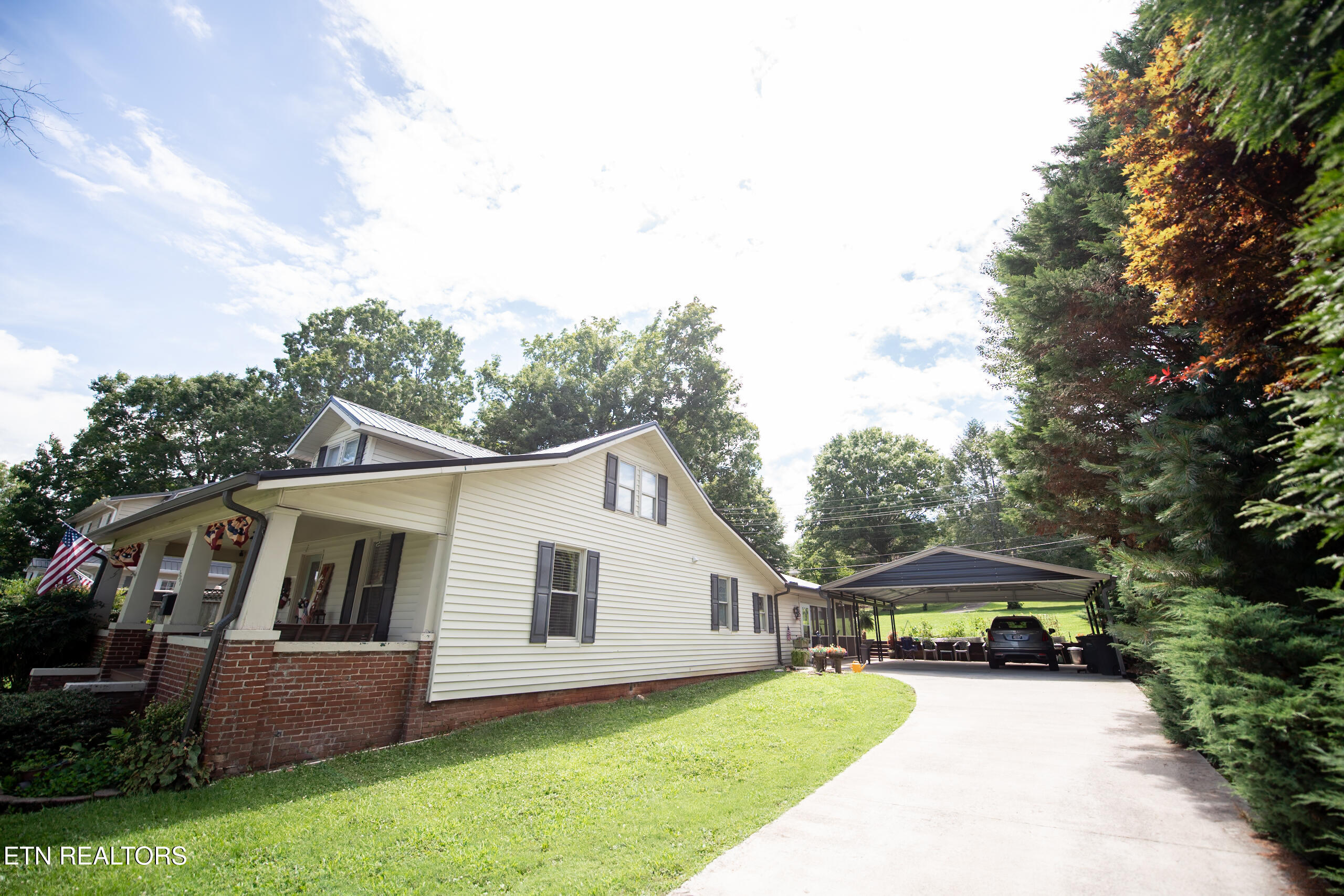 1311 N Main Street Sweetwater TN 37874