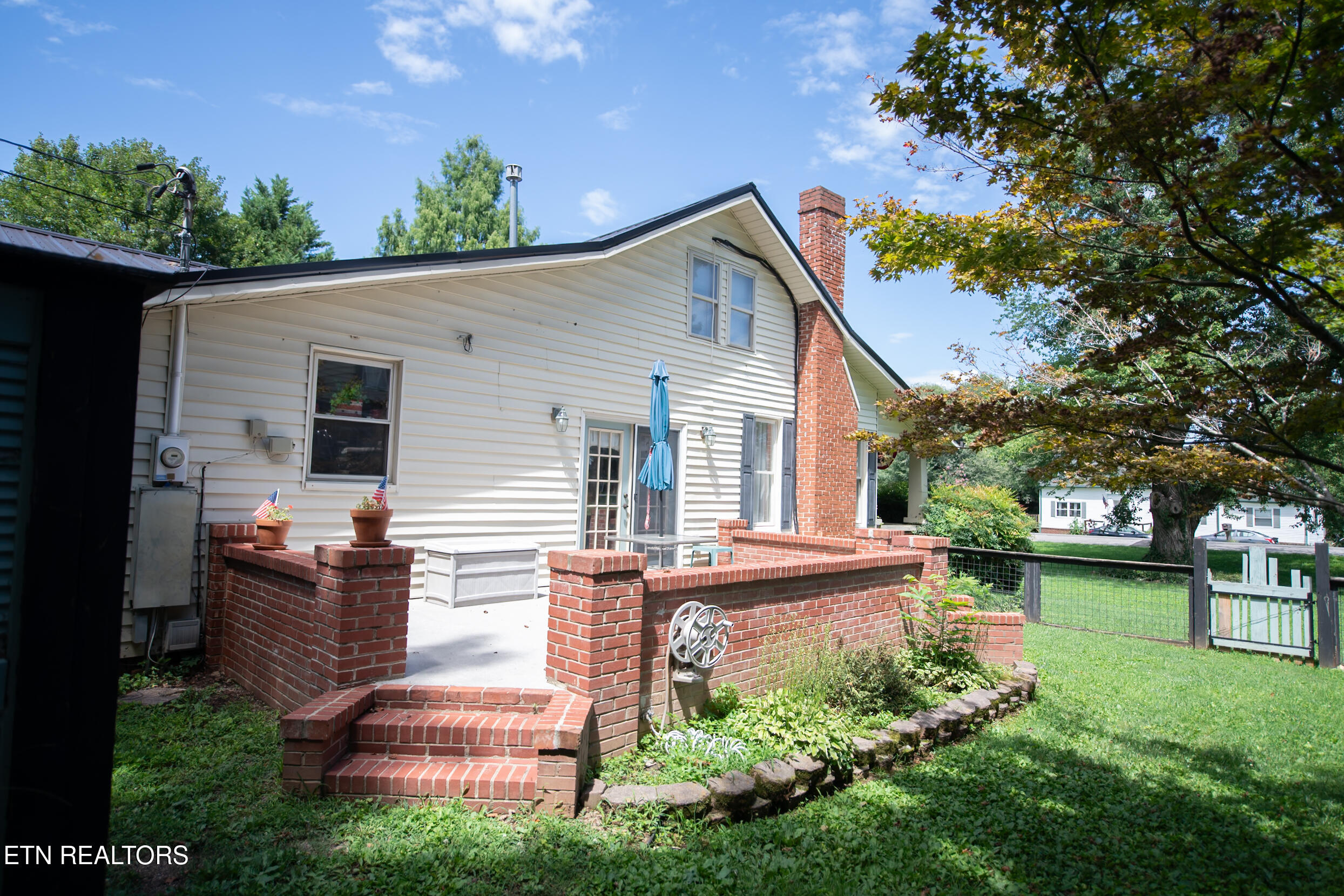 1311 N Main Street Sweetwater TN 37874