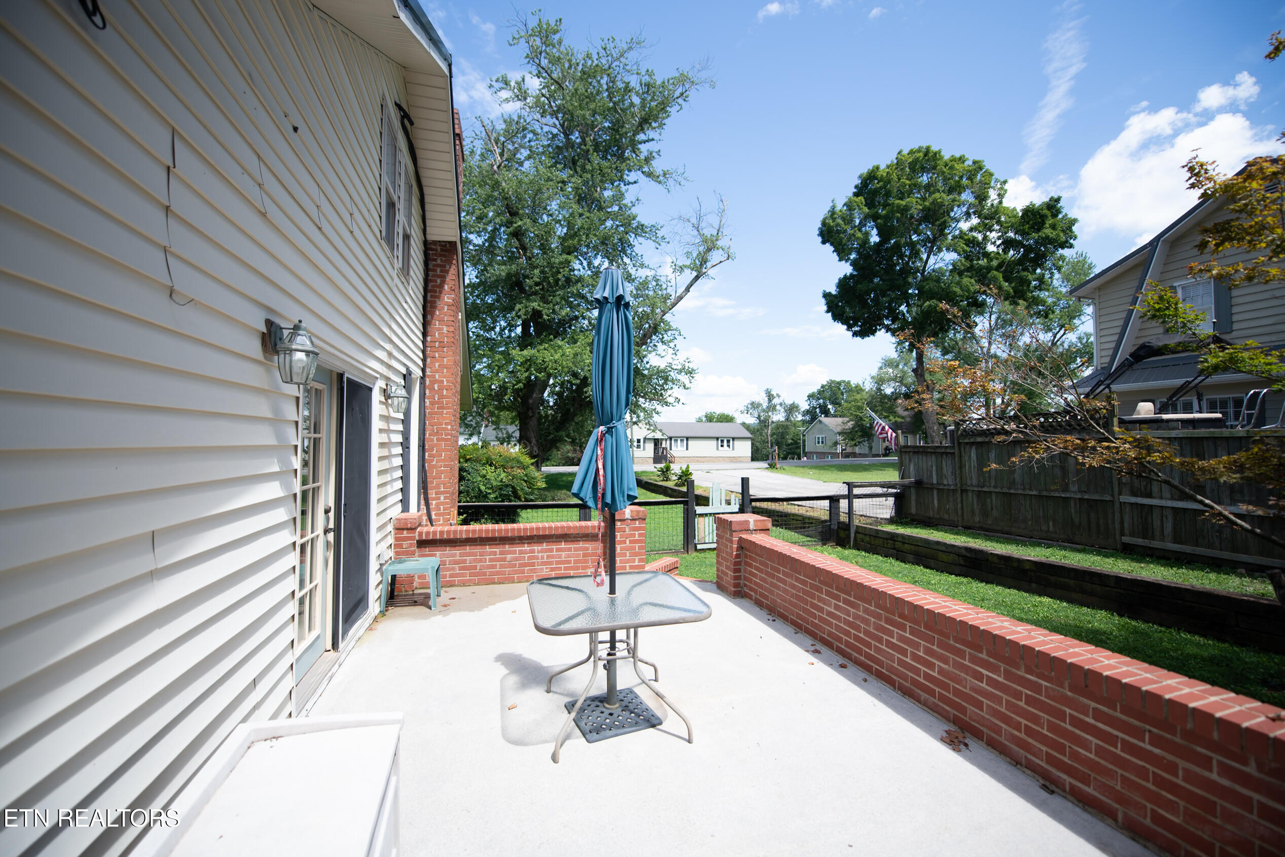 1311 N Main Street Sweetwater TN 37874