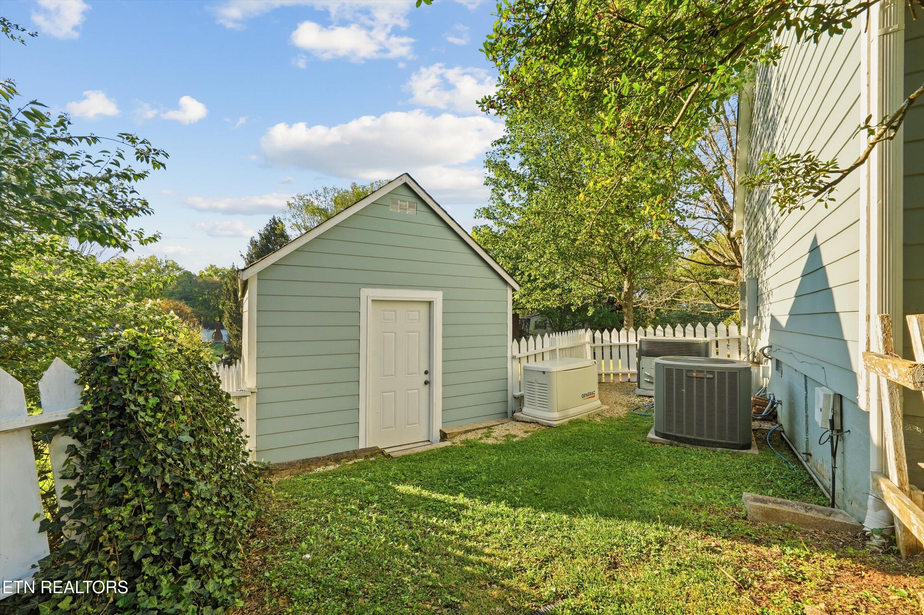 1818 Nantasket Road Knoxville TN 37922