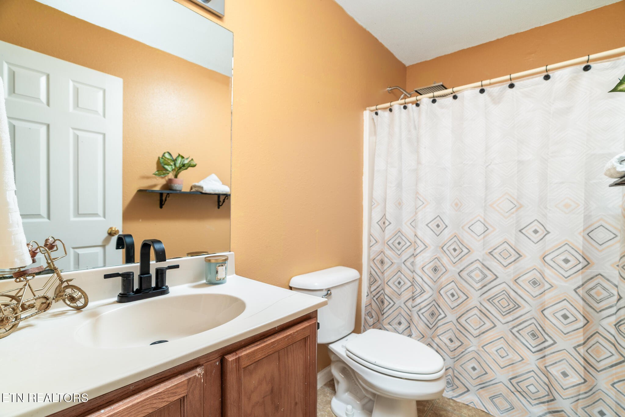 2059 Creswell Road Seymour TN 37865