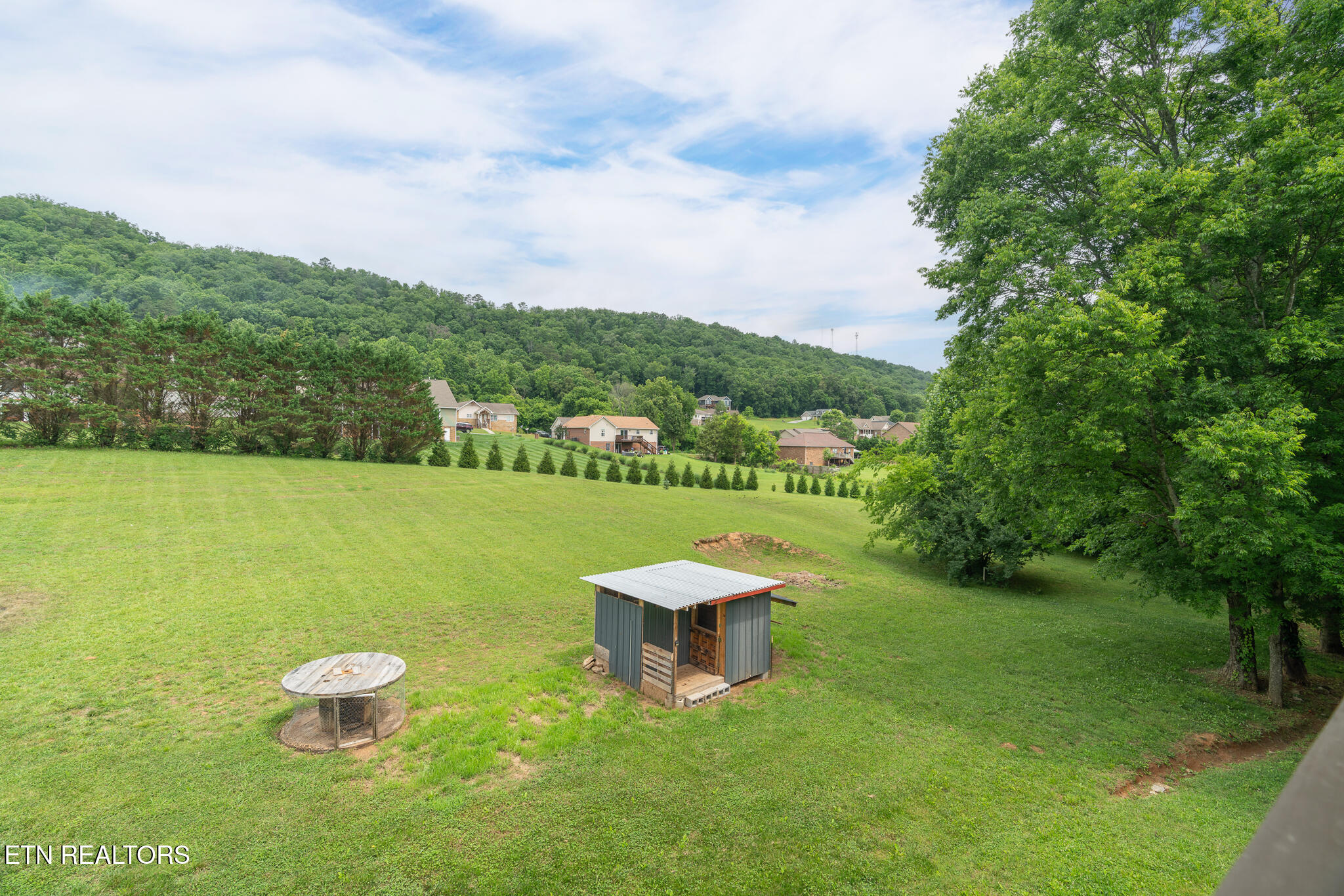 2059 Creswell Road Seymour TN 37865