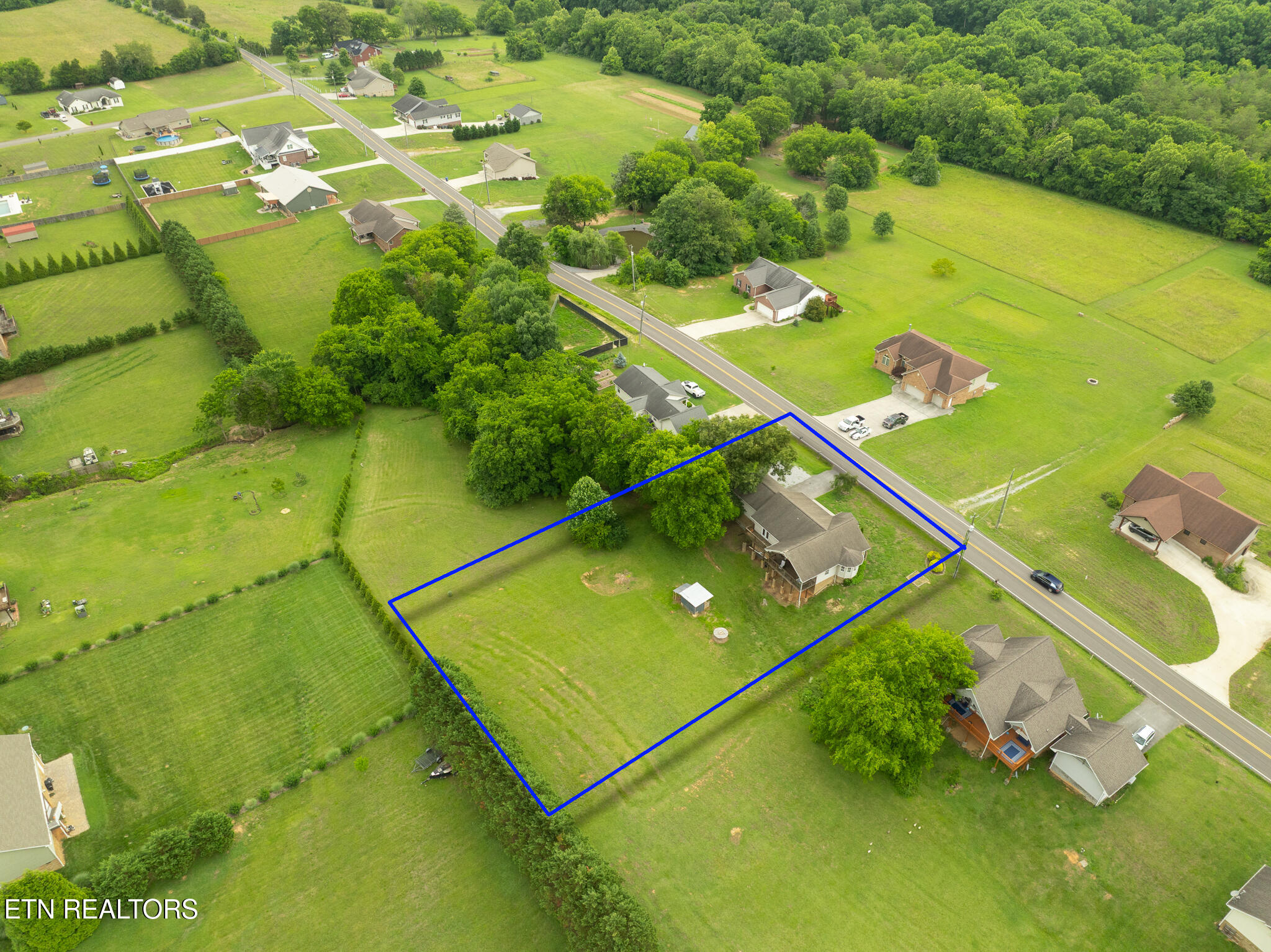 2059 Creswell Road Seymour TN 37865