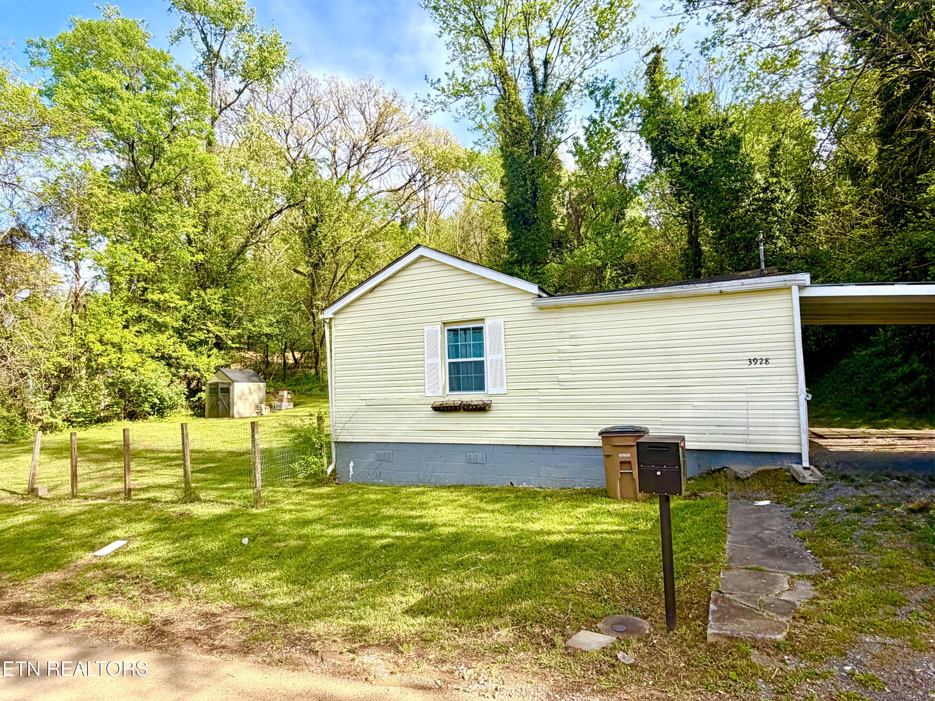 3928 Lilac Avenue Knoxville TN 37914