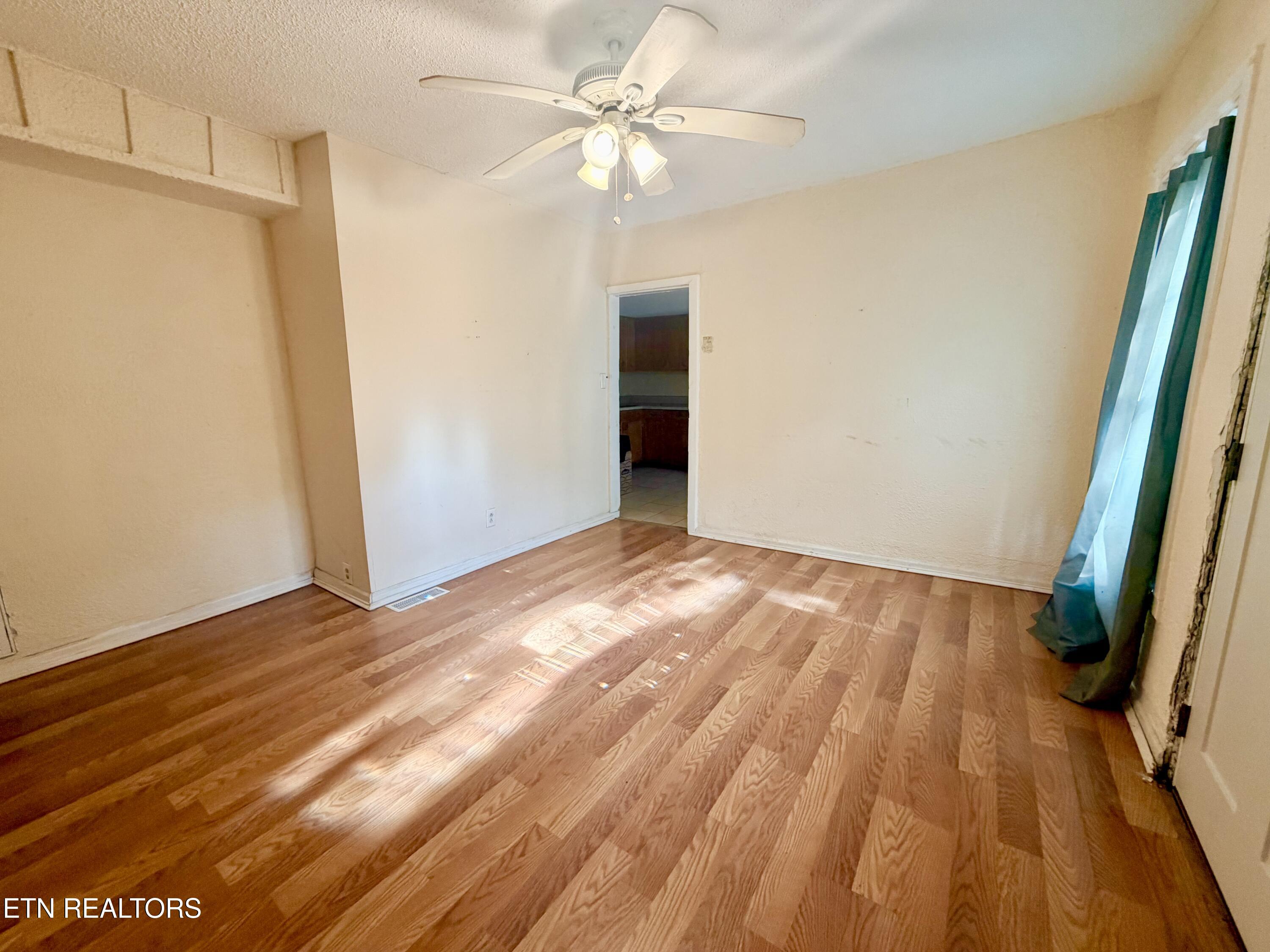 3928 Lilac Avenue Knoxville TN 37914