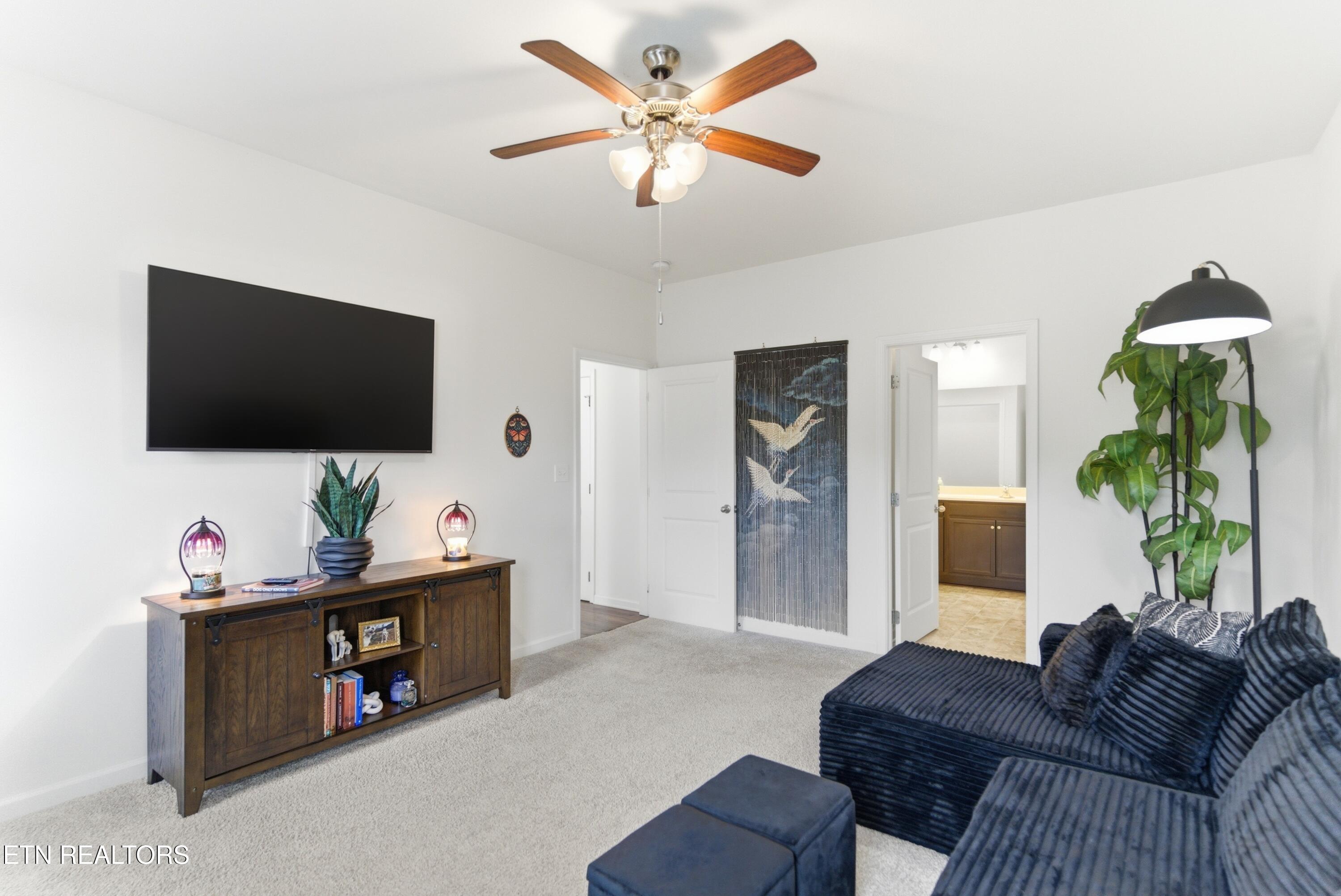 7949 Dennis Fox Lane Knoxville TN 37938