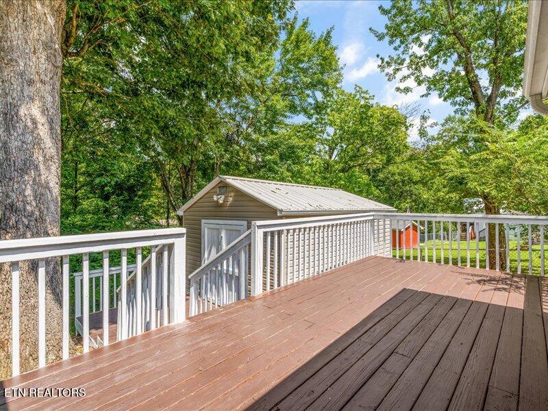 5822 3rd Lane Knoxville TN 37912