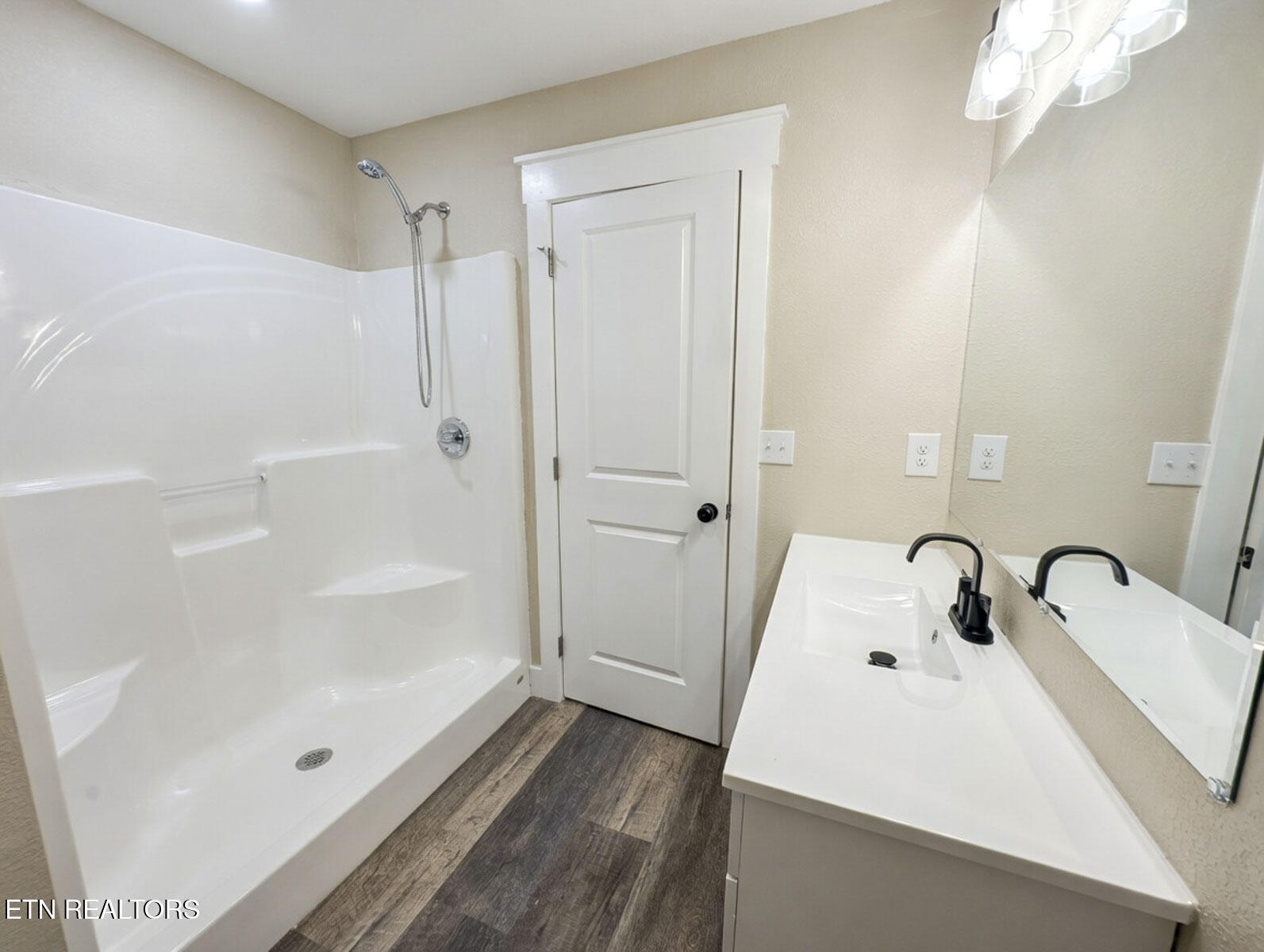 404 Four Winds Way Jefferson City TN 37760