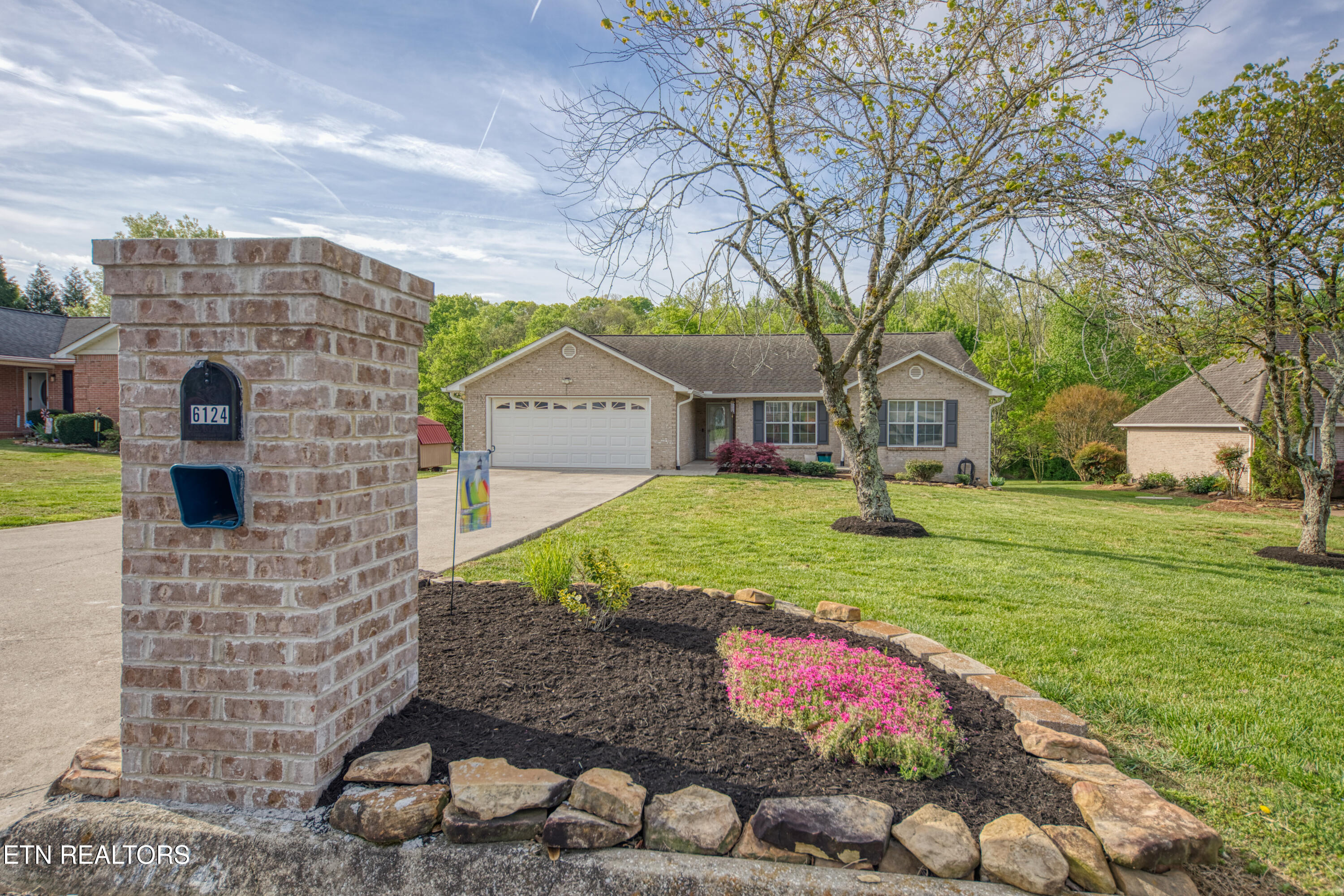 6124 Rivers Run Drive Knoxville TN 37914