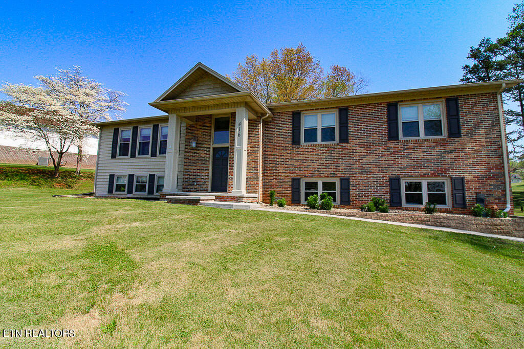 416 Summitt Drive Lafollette TN 37766