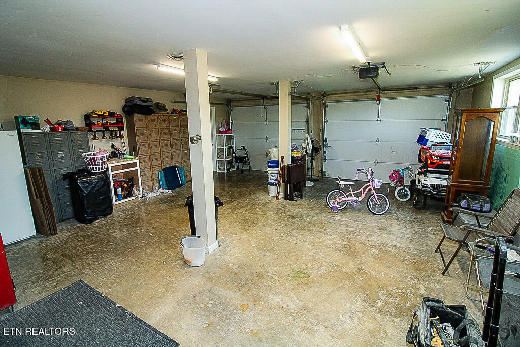 416 Summitt Drive Lafollette TN 37766