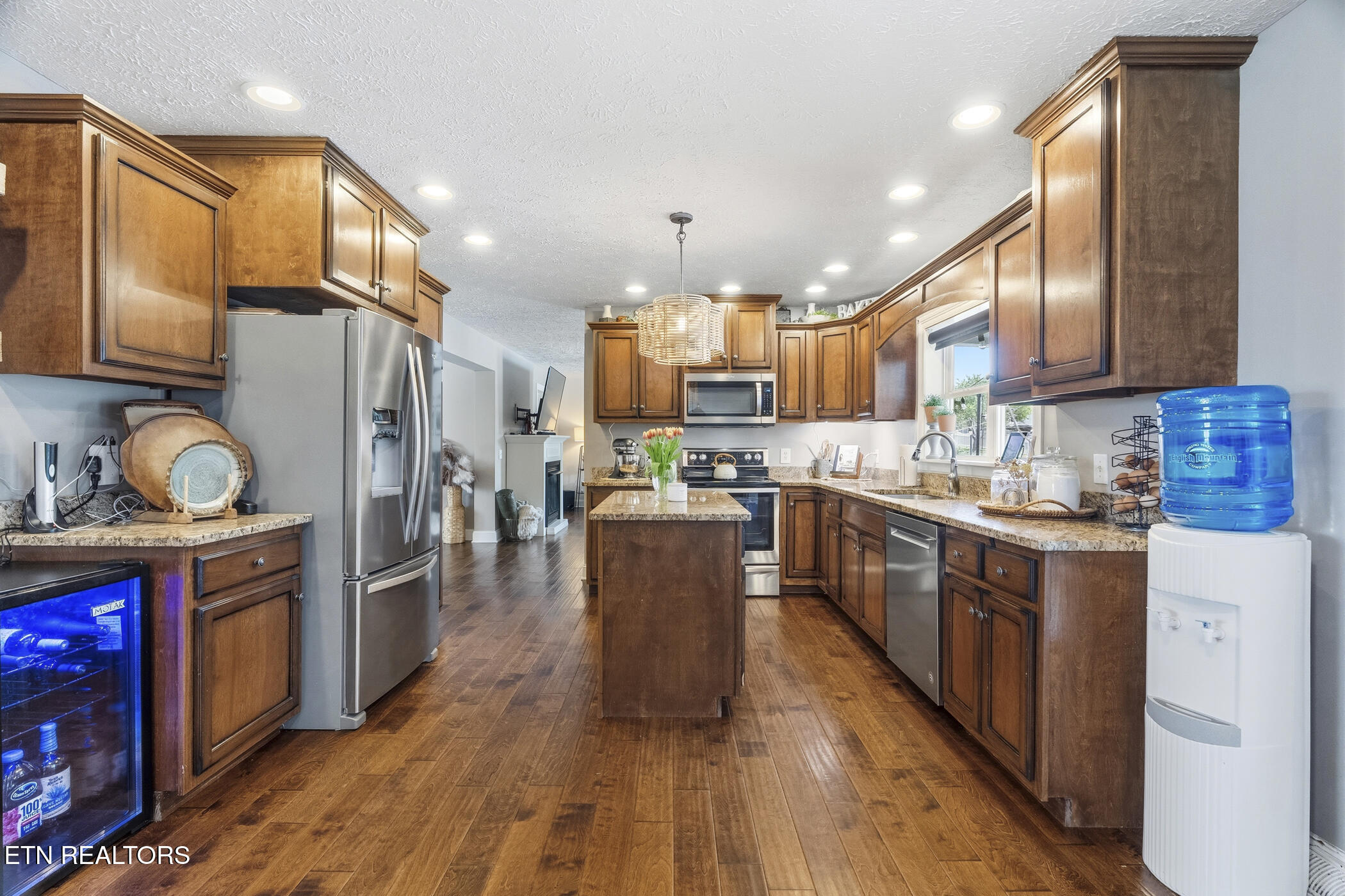 1961 Chelsea Jo Lane Sevierville TN 37876