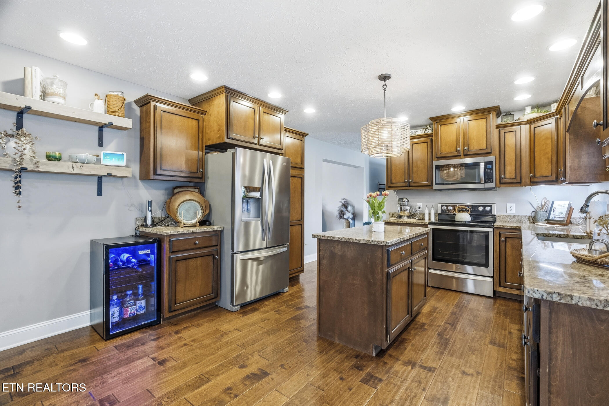 1961 Chelsea Jo Lane Sevierville TN 37876