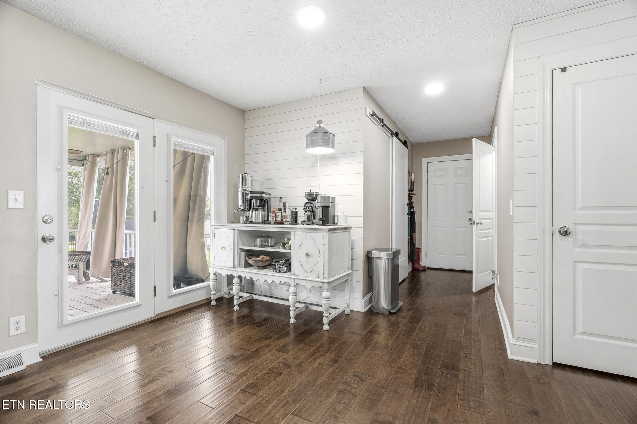 1961 Chelsea Jo Lane Sevierville TN 37876