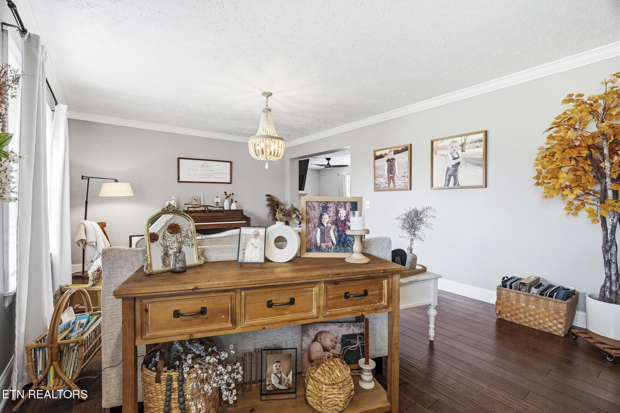 1961 Chelsea Jo Lane Sevierville TN 37876