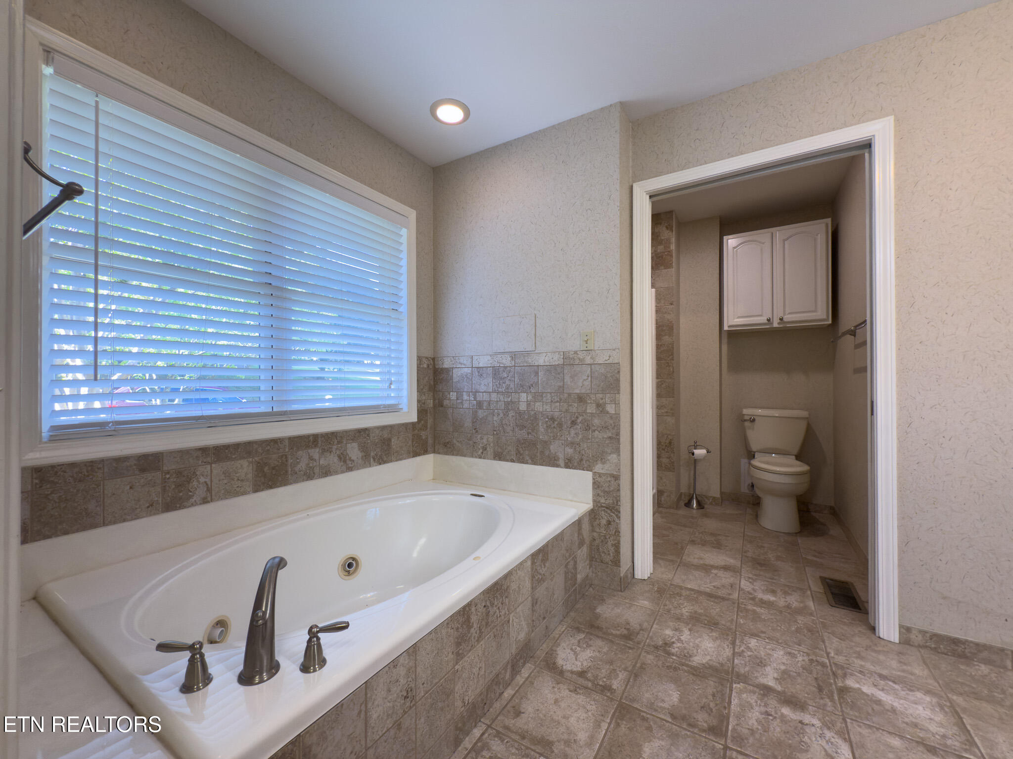 207 Chota Hills Lane Loudon TN 37774