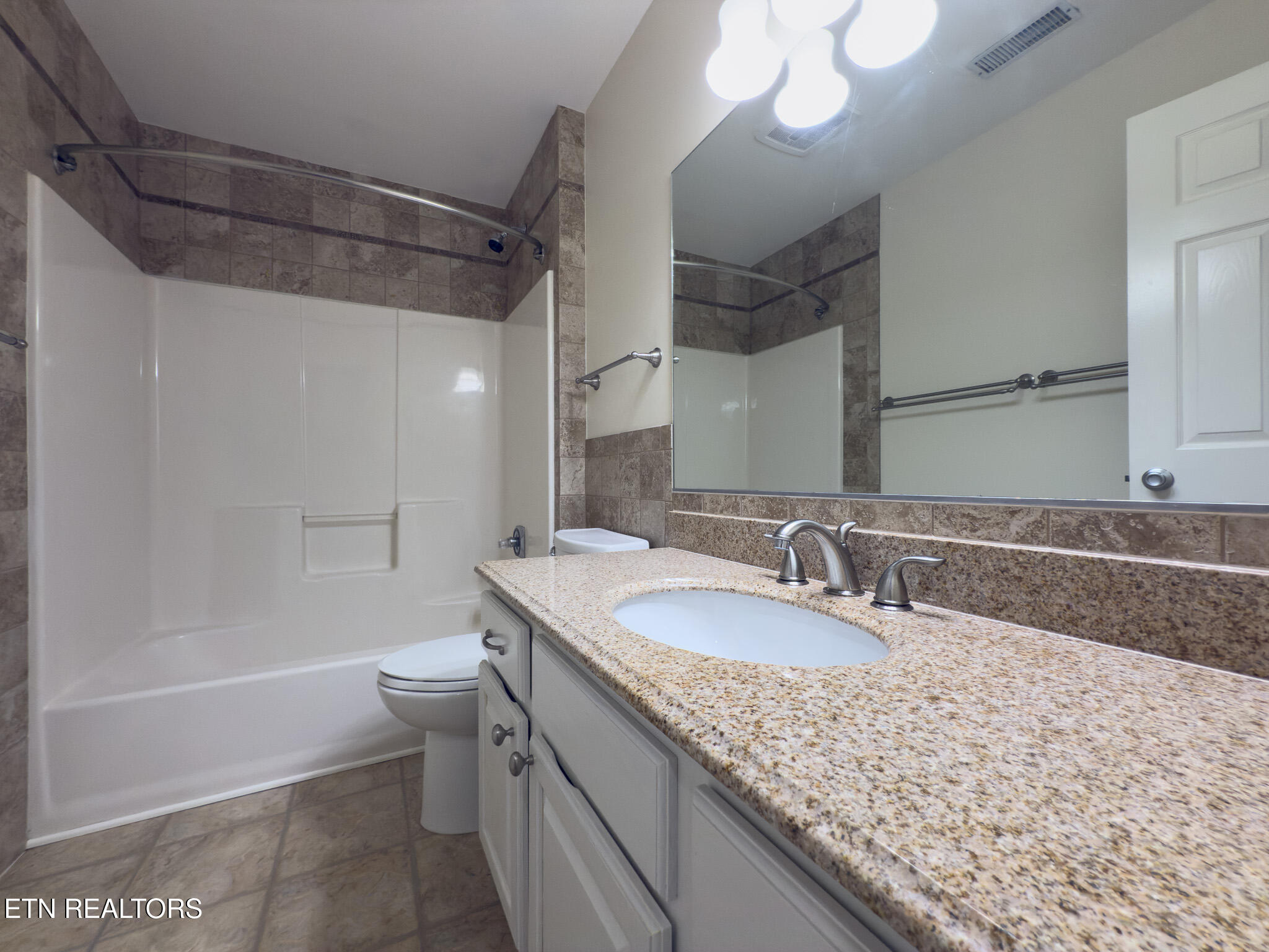 207 Chota Hills Lane Loudon TN 37774