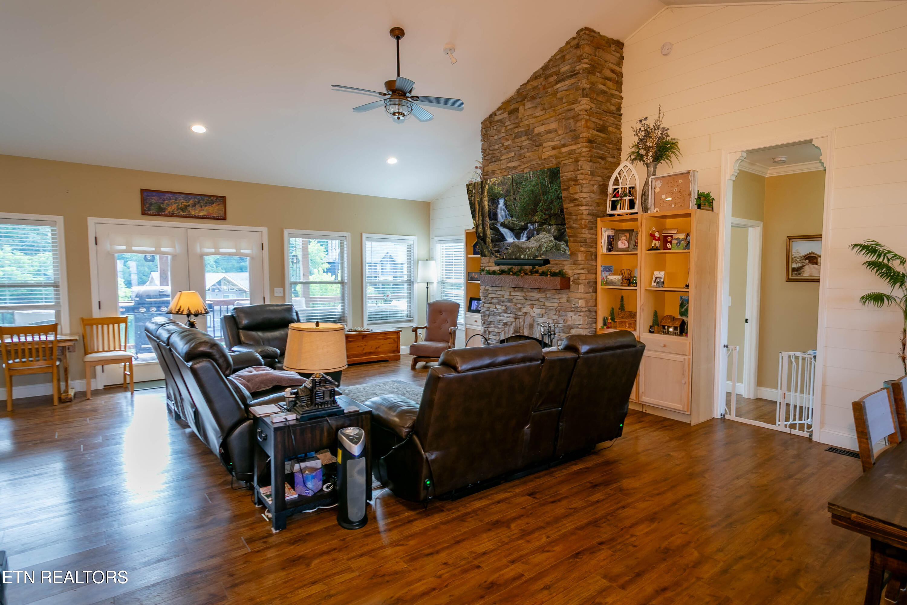3446 Cove Meadows Drive Sevierville TN 37862