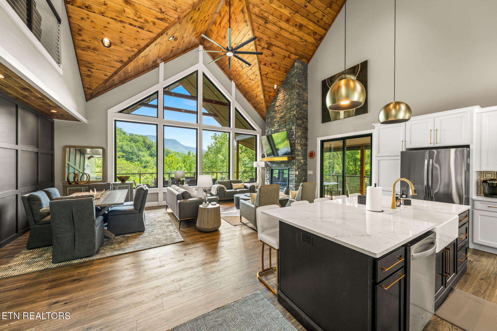 622 Coronation Street Gatlinburg TN 37738