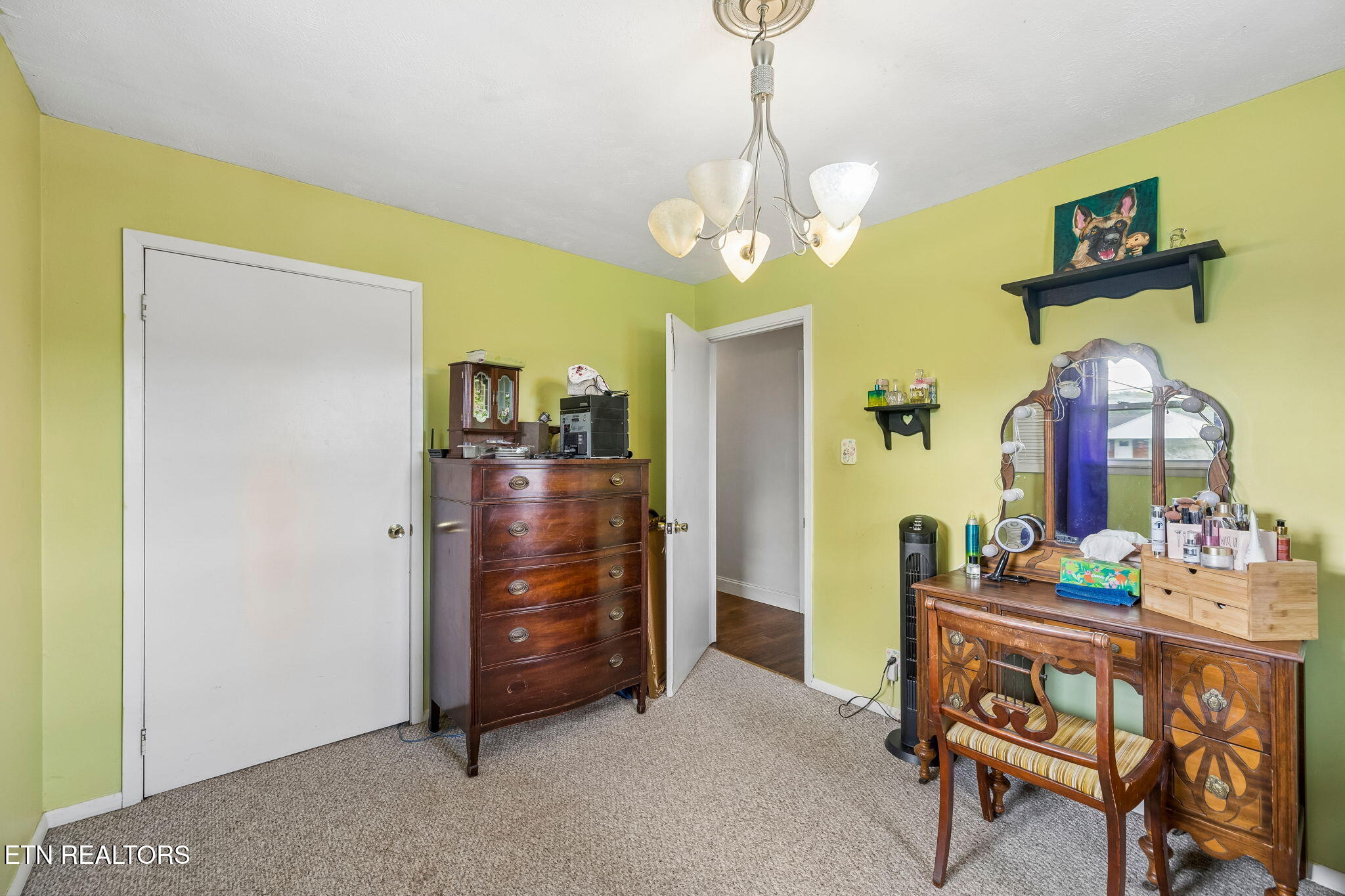 8012 Sharp Road Powell TN 37849