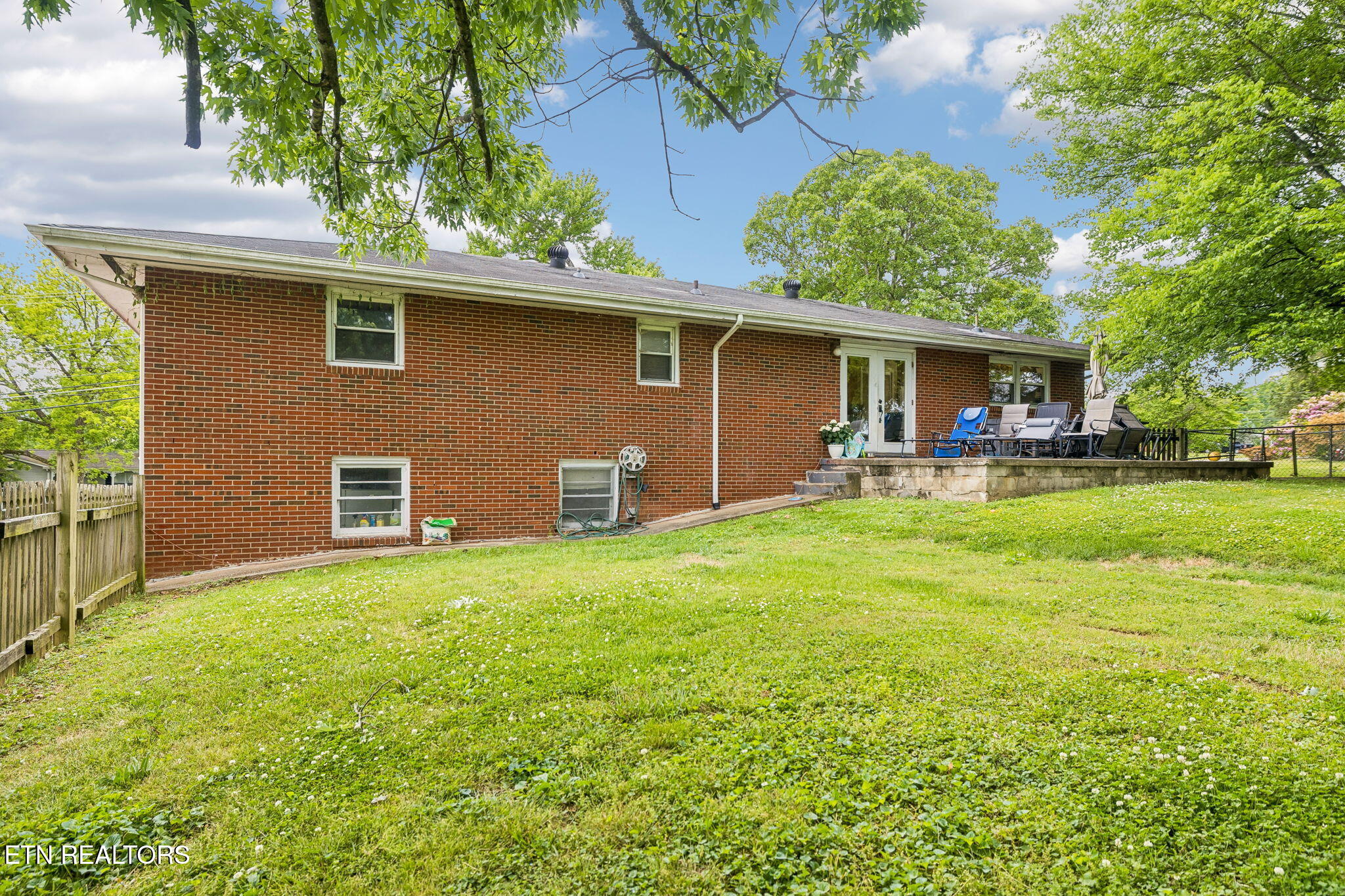 8012 Sharp Road Powell TN 37849