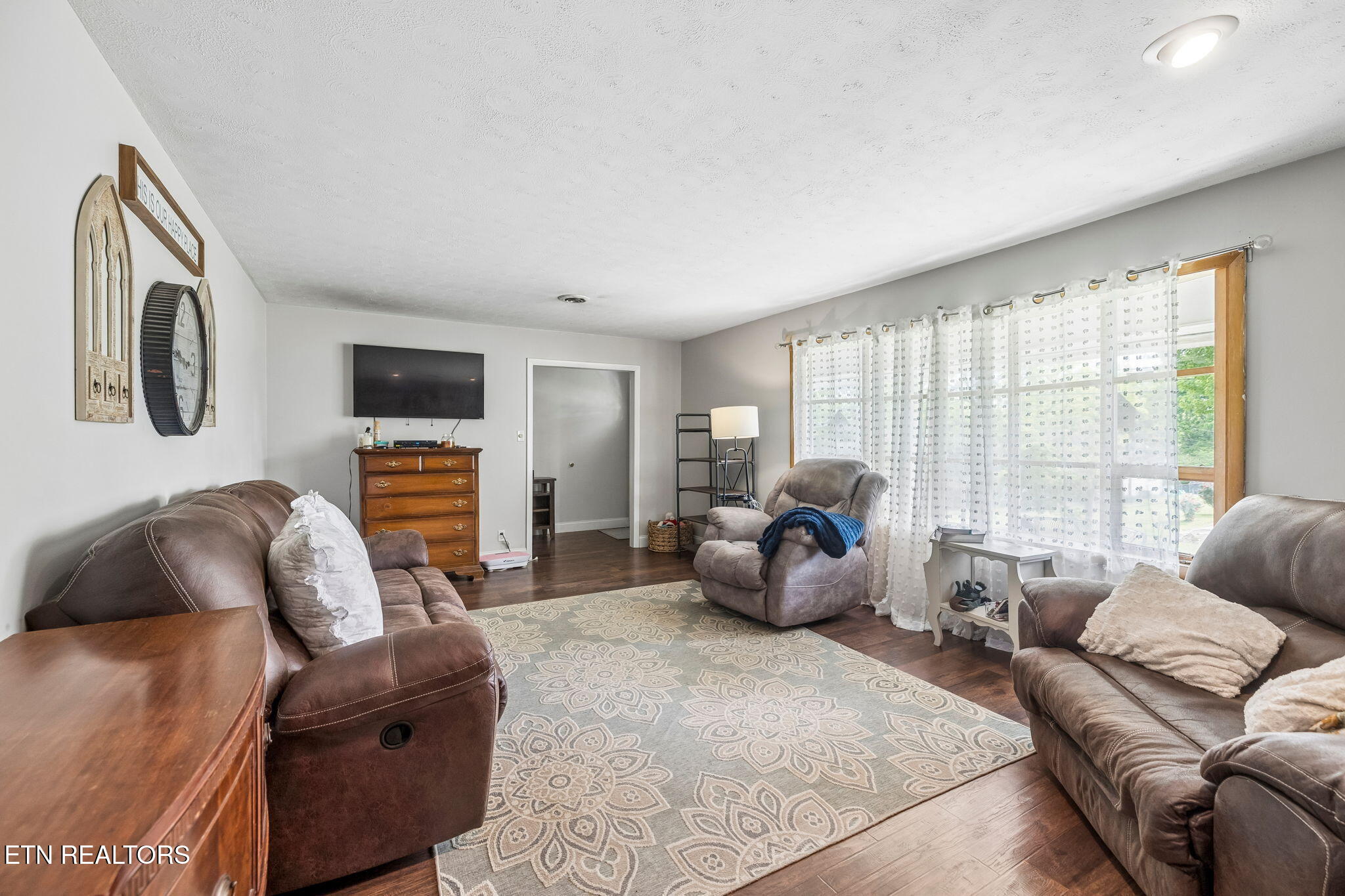 8012 Sharp Road Powell TN 37849