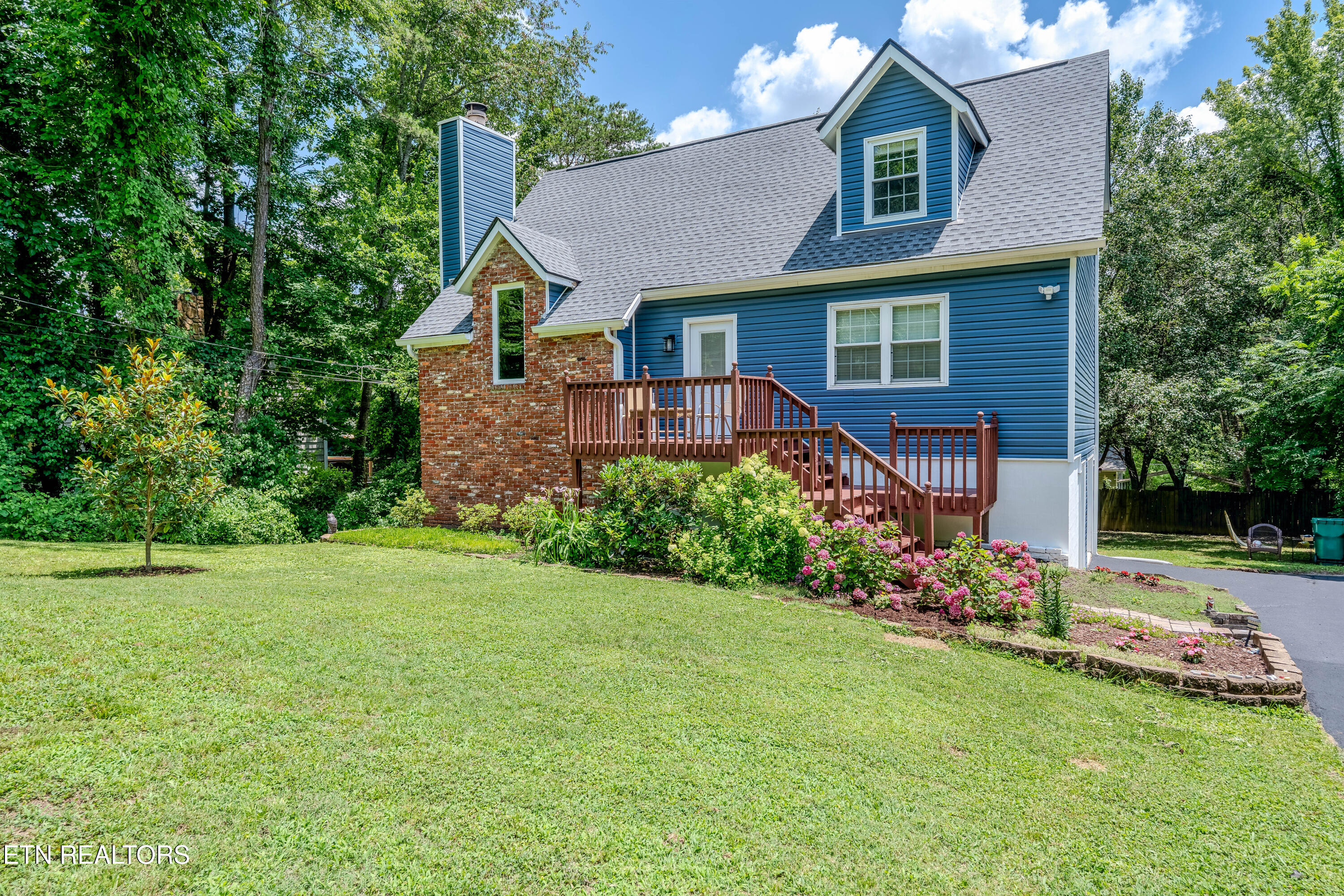 10112 Lonesome Pine Drive Knoxville TN 37932