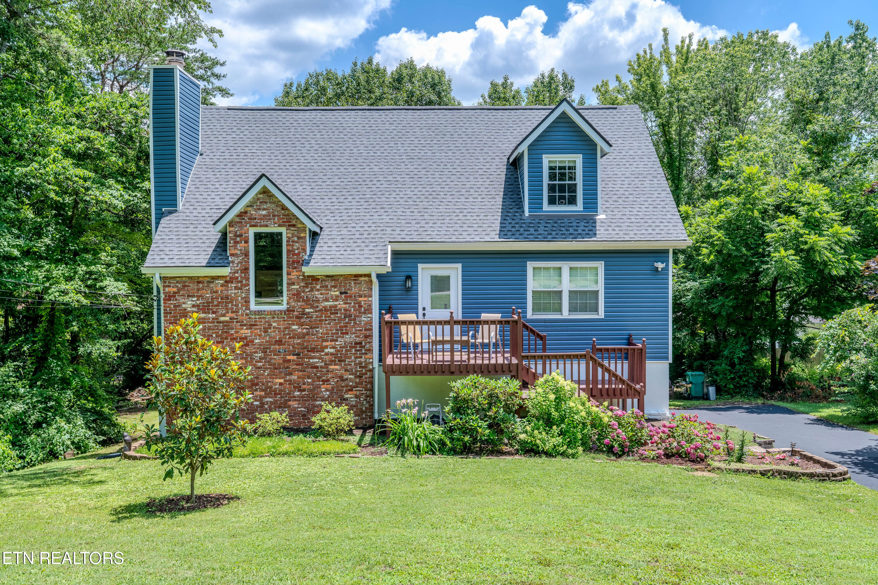 10112 Lonesome Pine Drive Knoxville TN 37932