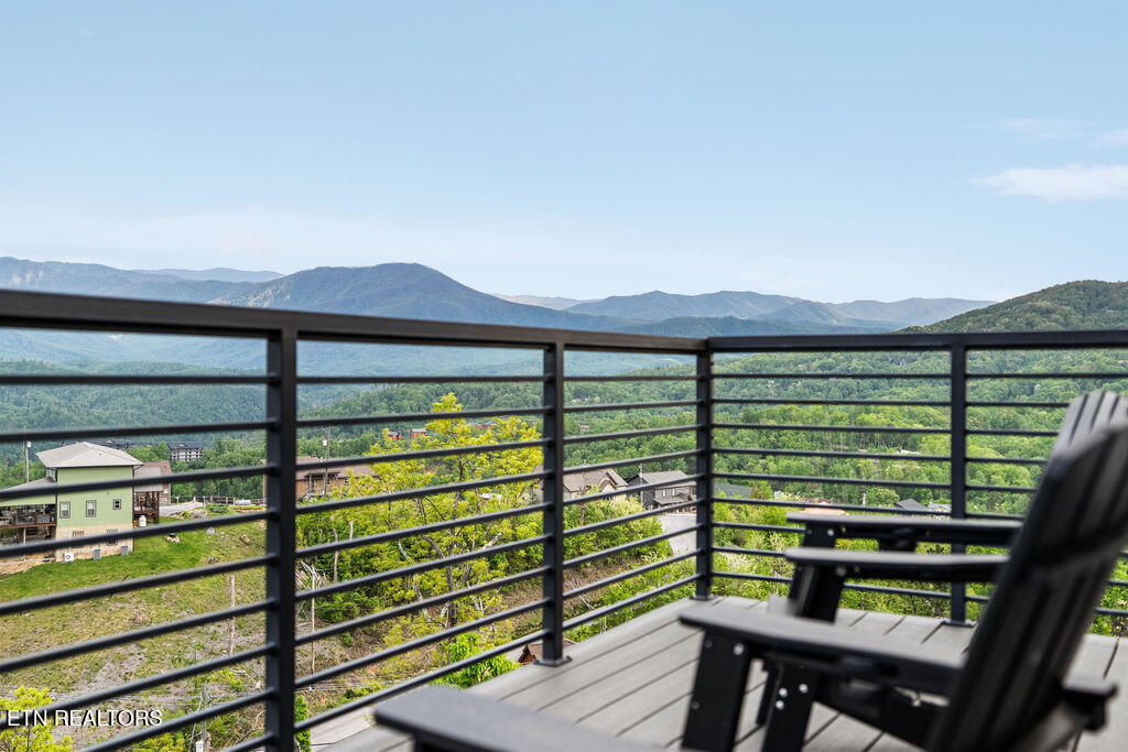 922 Piney Butt Way Gatlinburg TN 37738