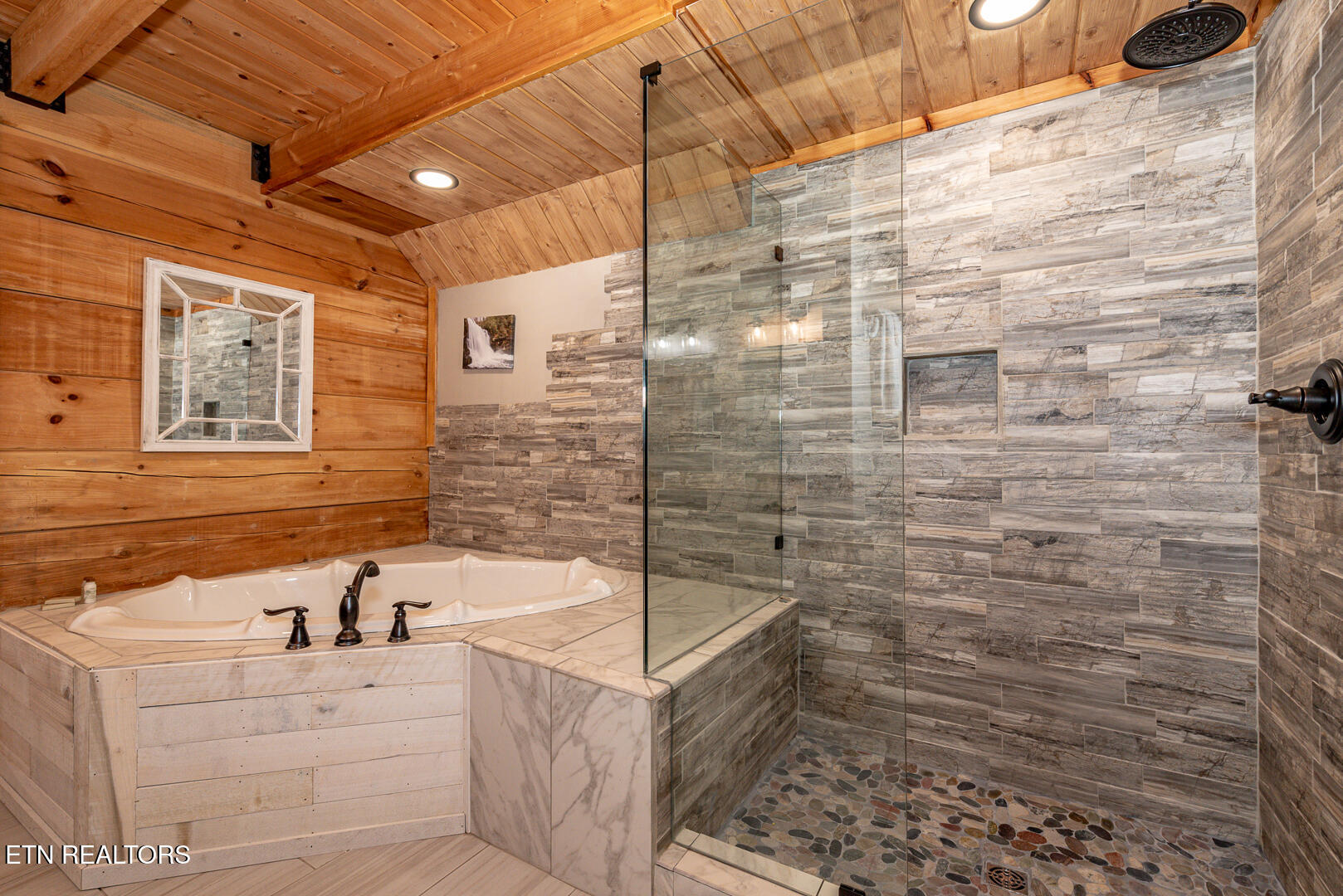 985 Old Cades Cove Road Townsend TN 37882