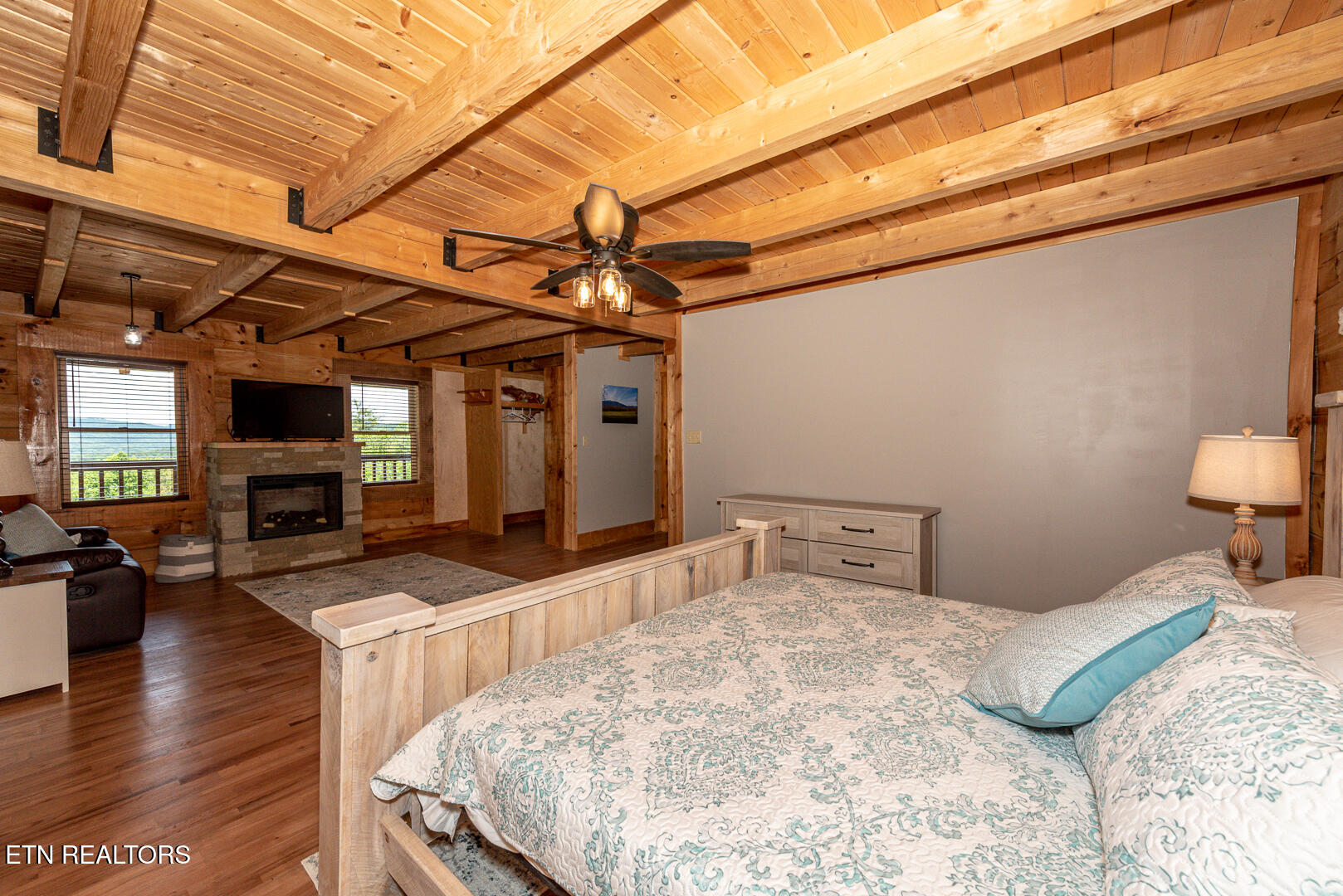 985 Old Cades Cove Road Townsend TN 37882