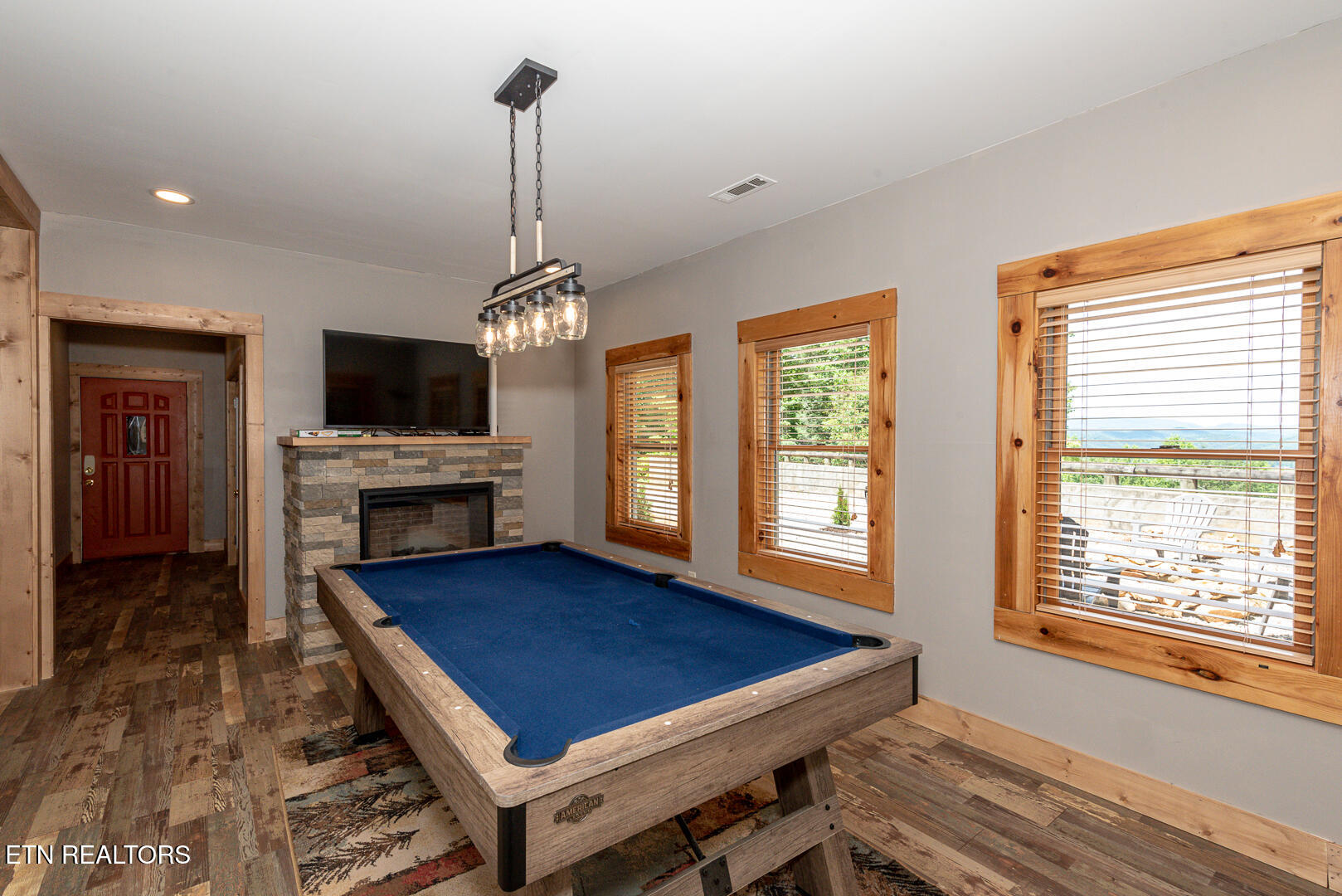 985 Old Cades Cove Road Townsend TN 37882