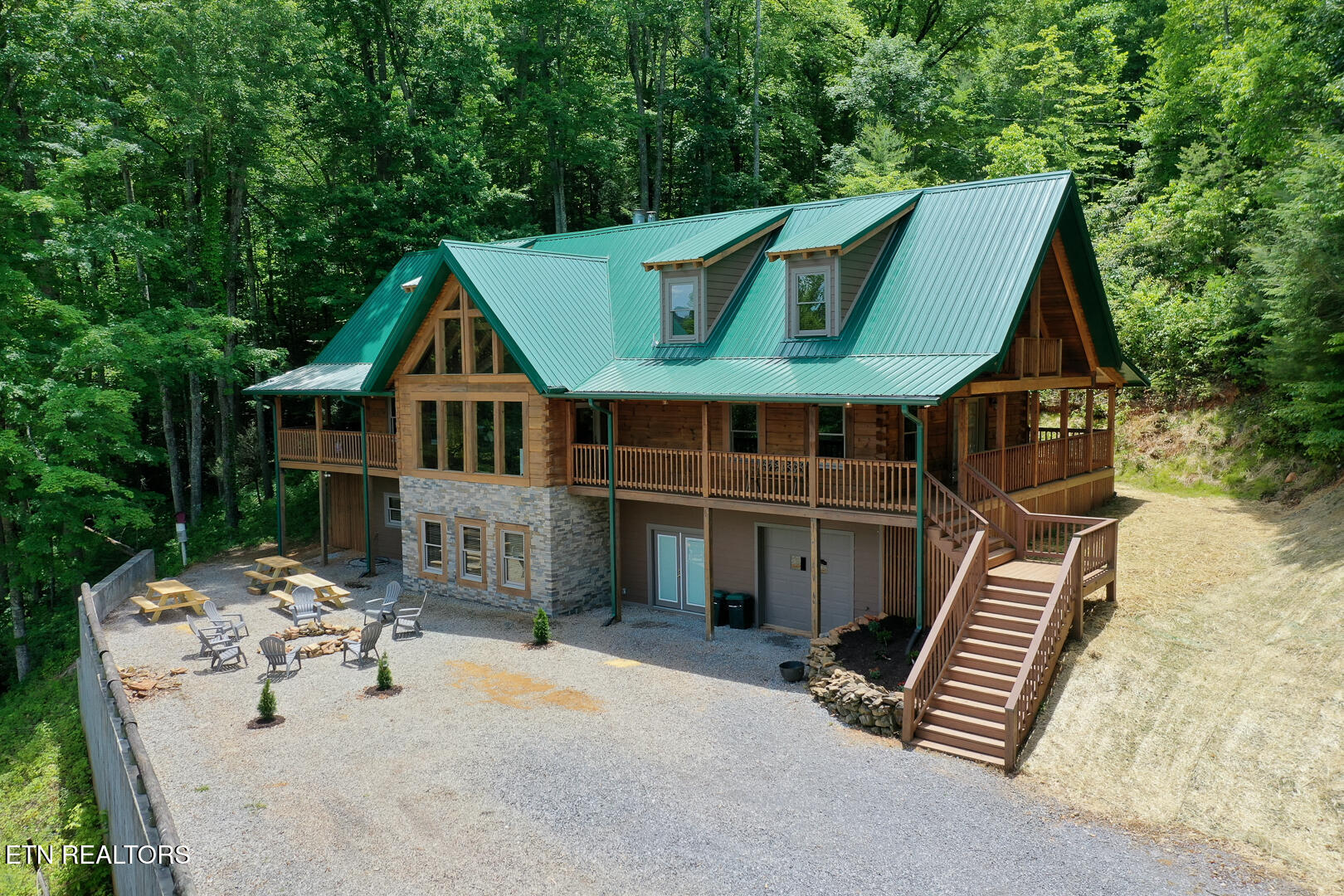 985 Old Cades Cove Road Townsend TN 37882