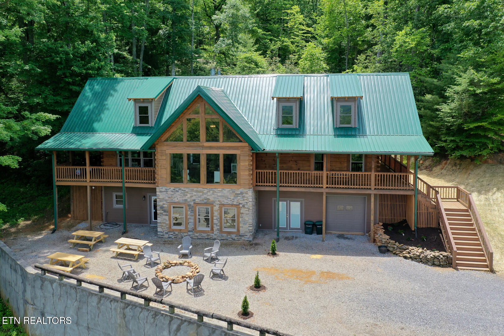 985 Old Cades Cove Road Townsend TN 37882