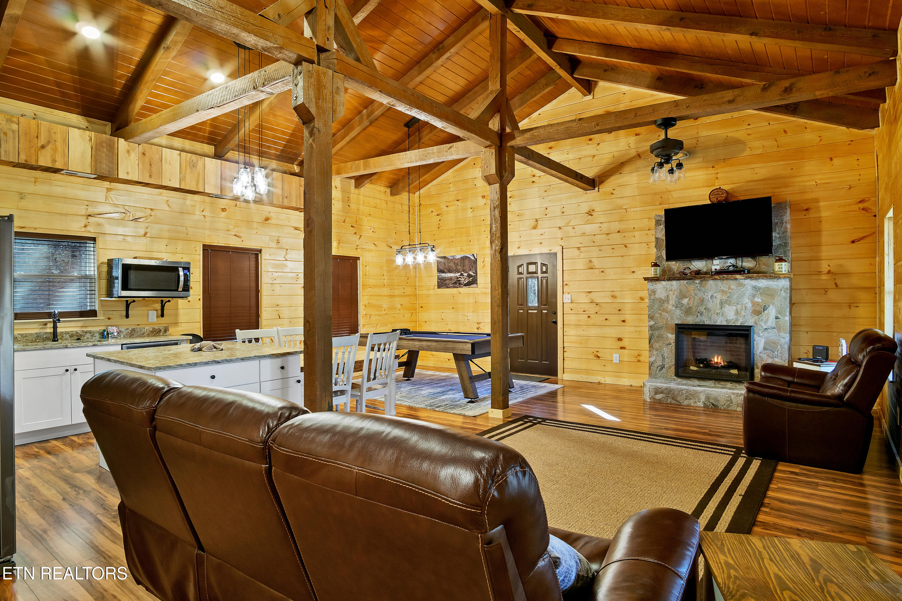 985 Old Cades Cove Road Townsend TN 37882