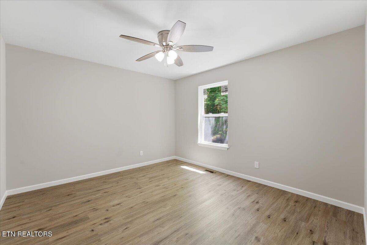 210 Clark Avenue Harriman TN 37748