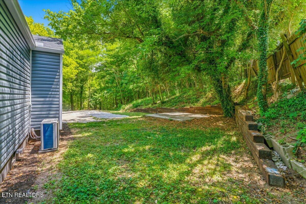 210 Clark Avenue Harriman TN 37748