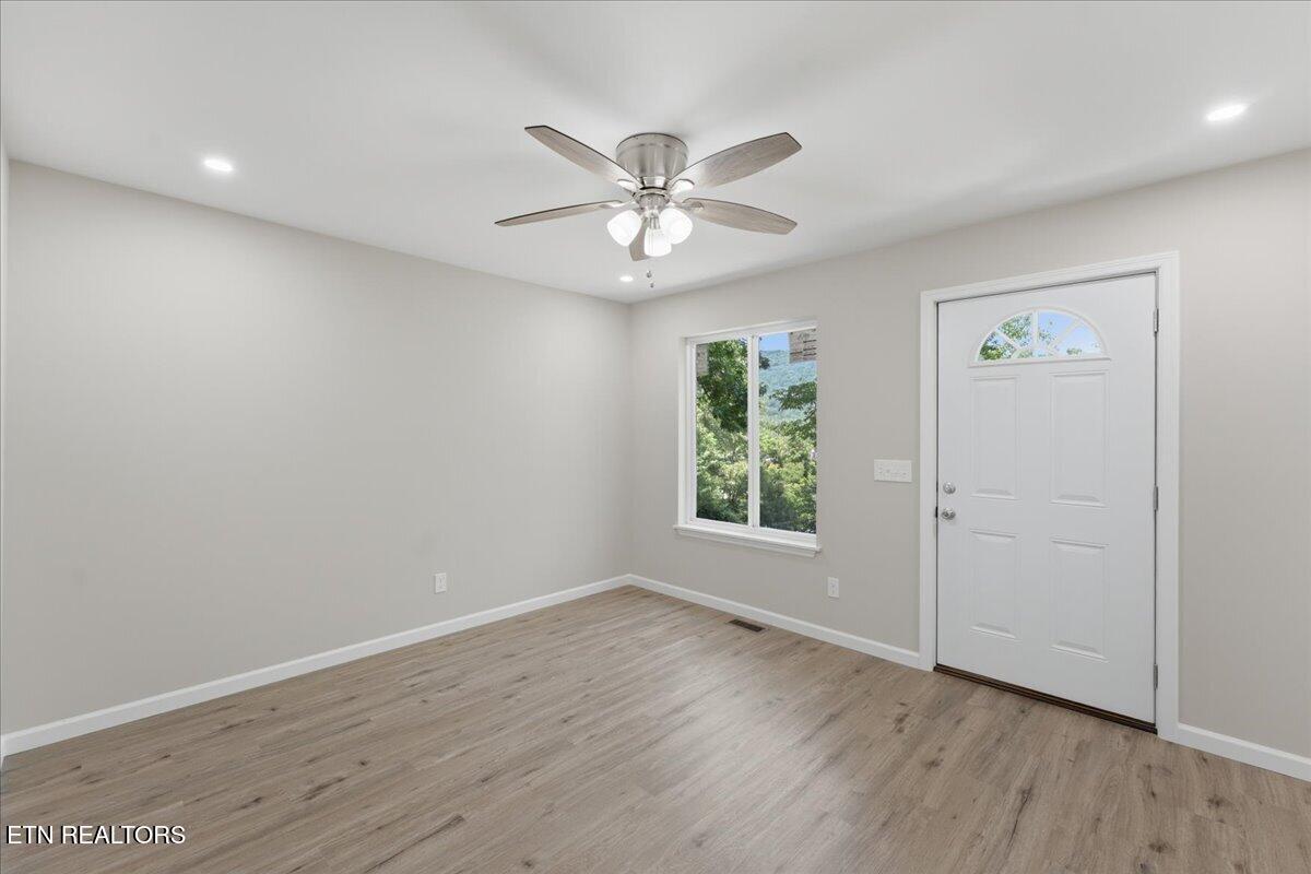 210 Clark Avenue Harriman TN 37748