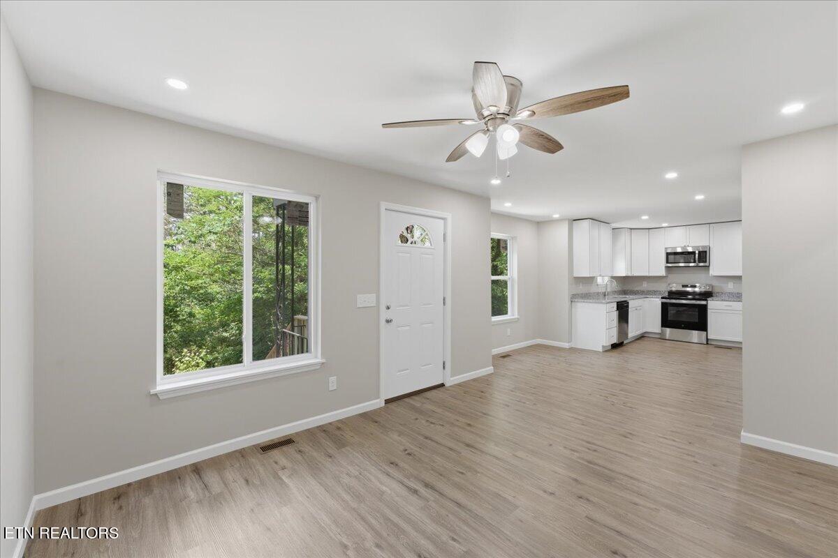 210 Clark Avenue Harriman TN 37748