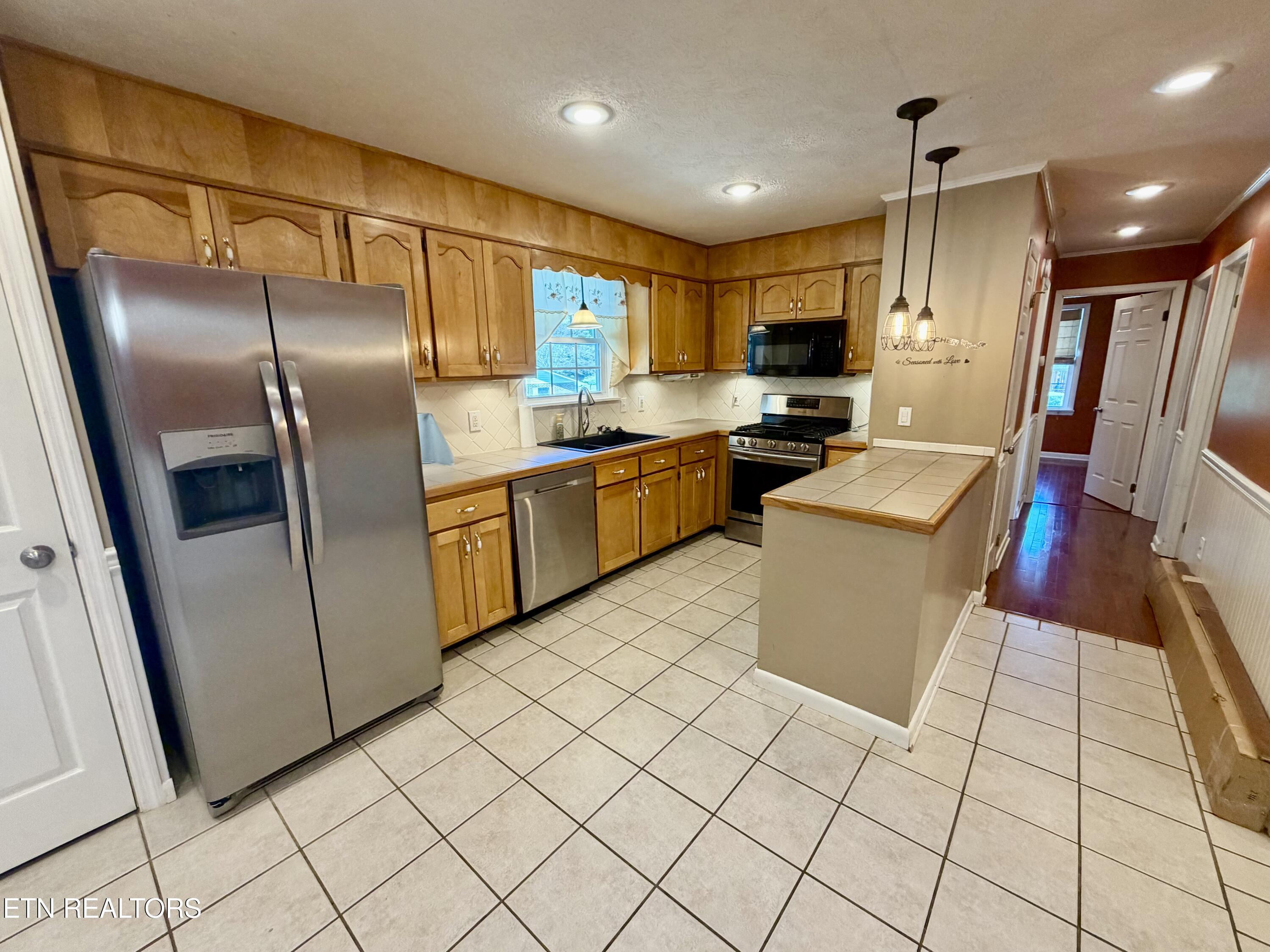 259 Cardwell Drive Tazewell TN 37879