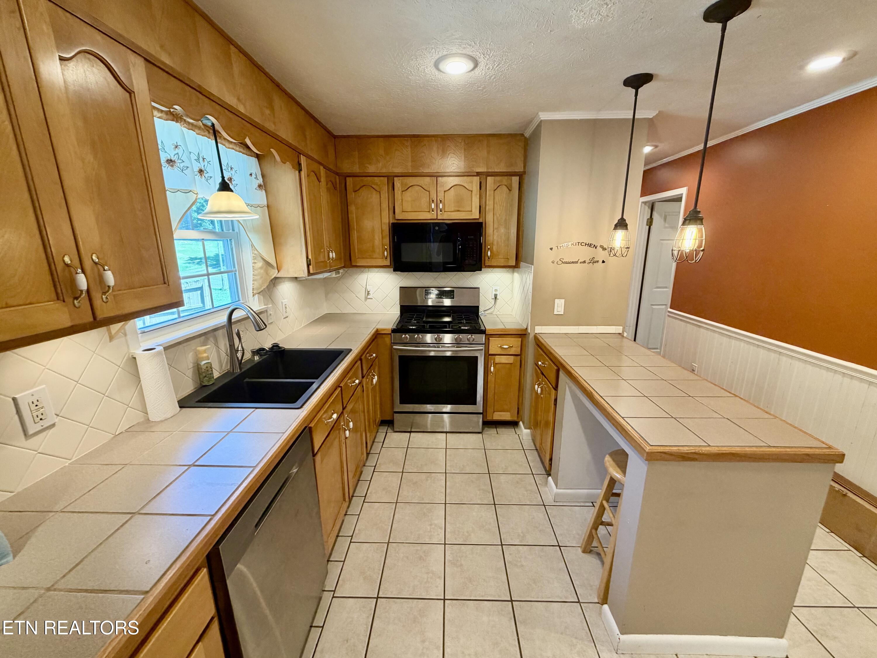259 Cardwell Drive Tazewell TN 37879