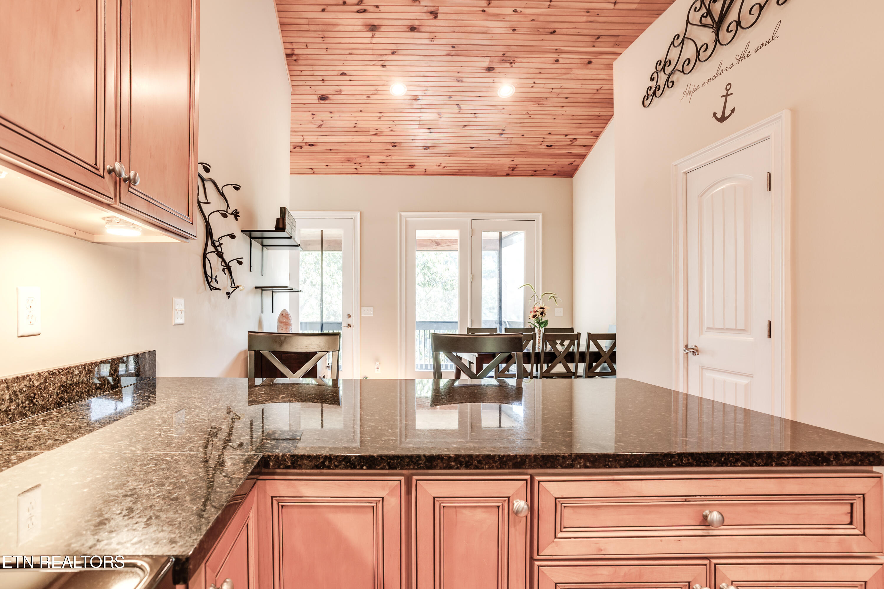 1903 Hickory Pointe Lane Maynardville TN 37807