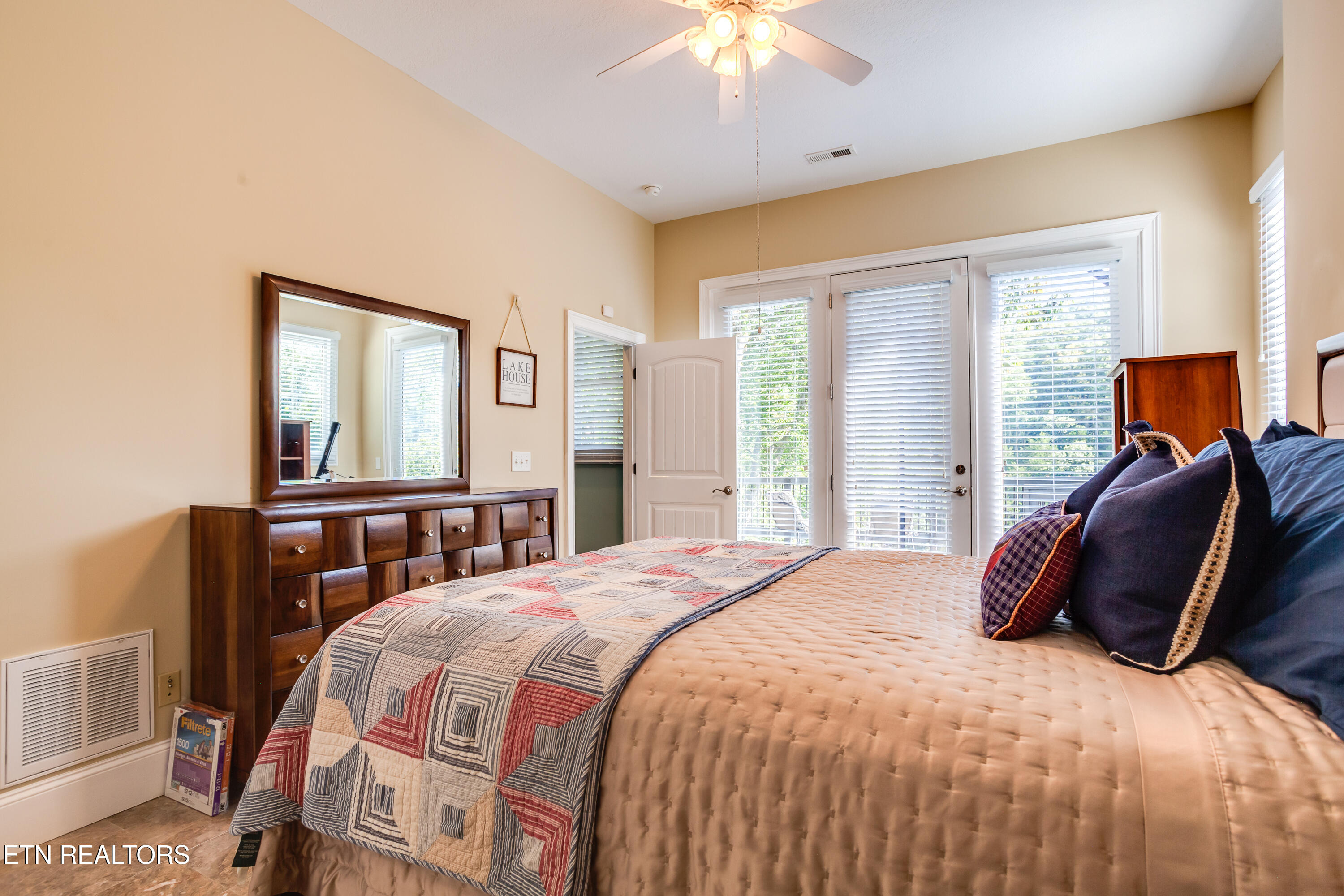 1903 Hickory Pointe Lane Maynardville TN 37807