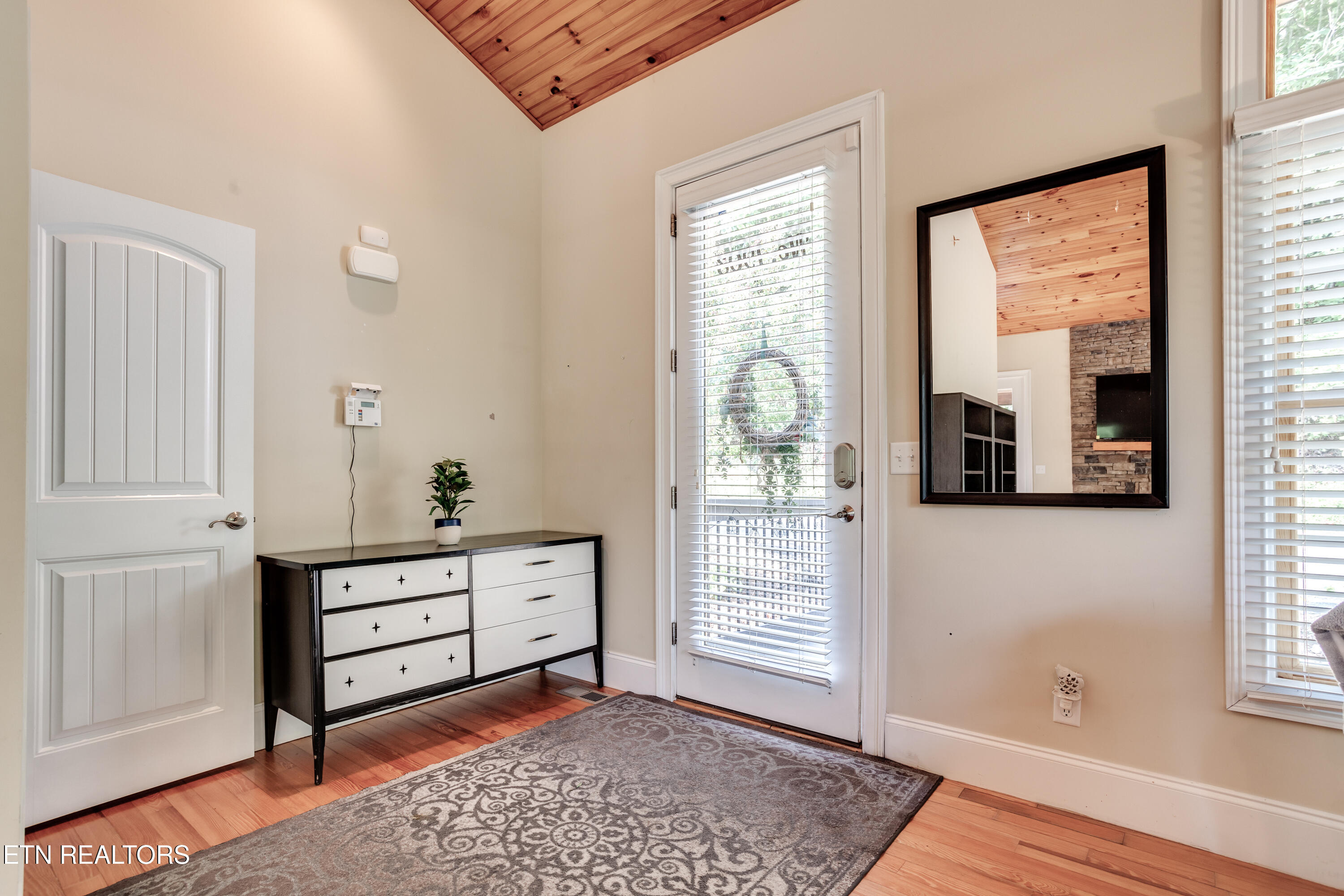 1903 Hickory Pointe Lane Maynardville TN 37807