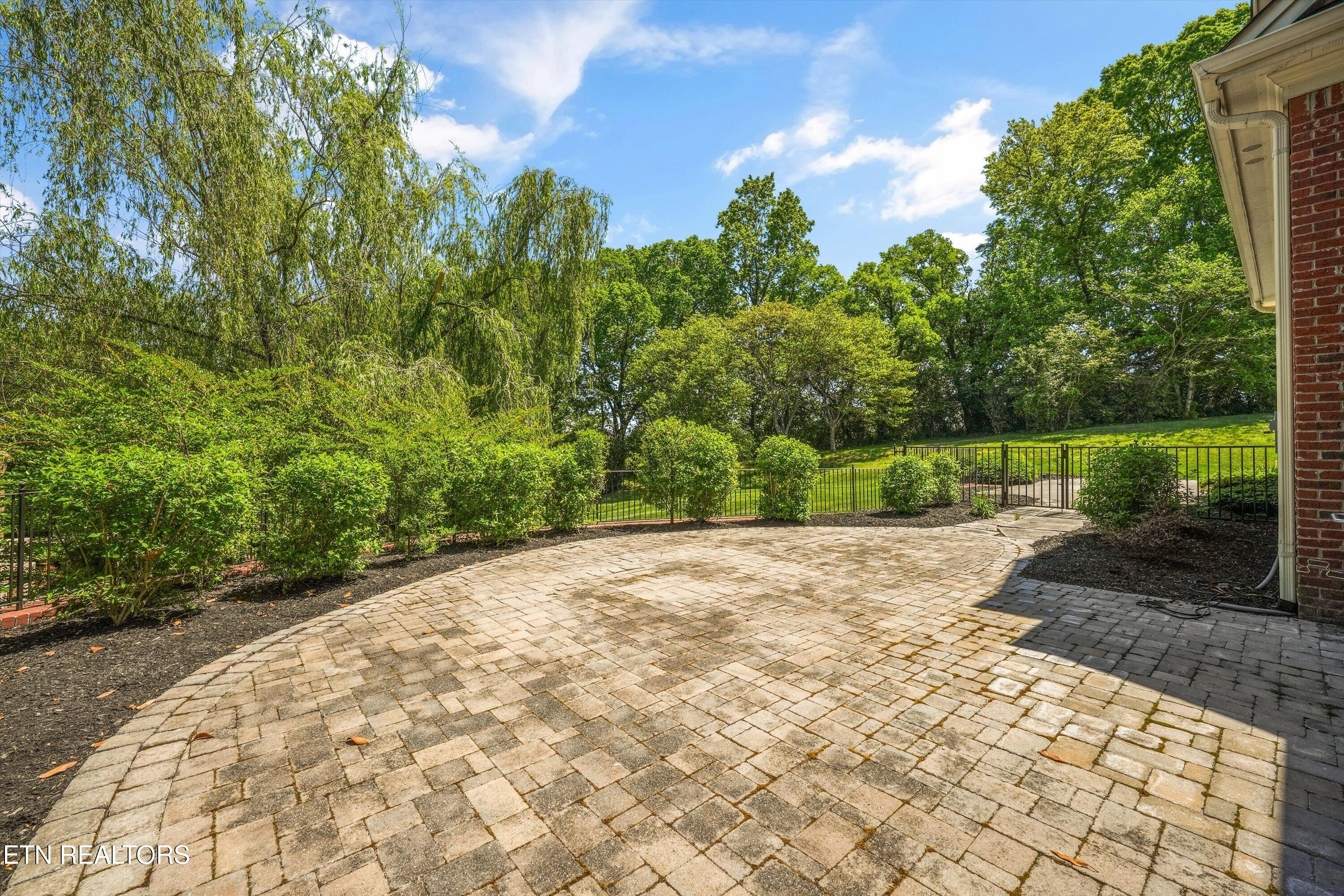 256 Ivy Gate Lane Knoxville TN 37934
